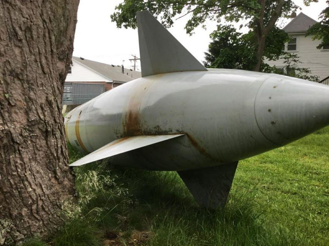 Fin du 20e siècle Réservoir de carburant de l'avion de chasse britannique Tornado en vente