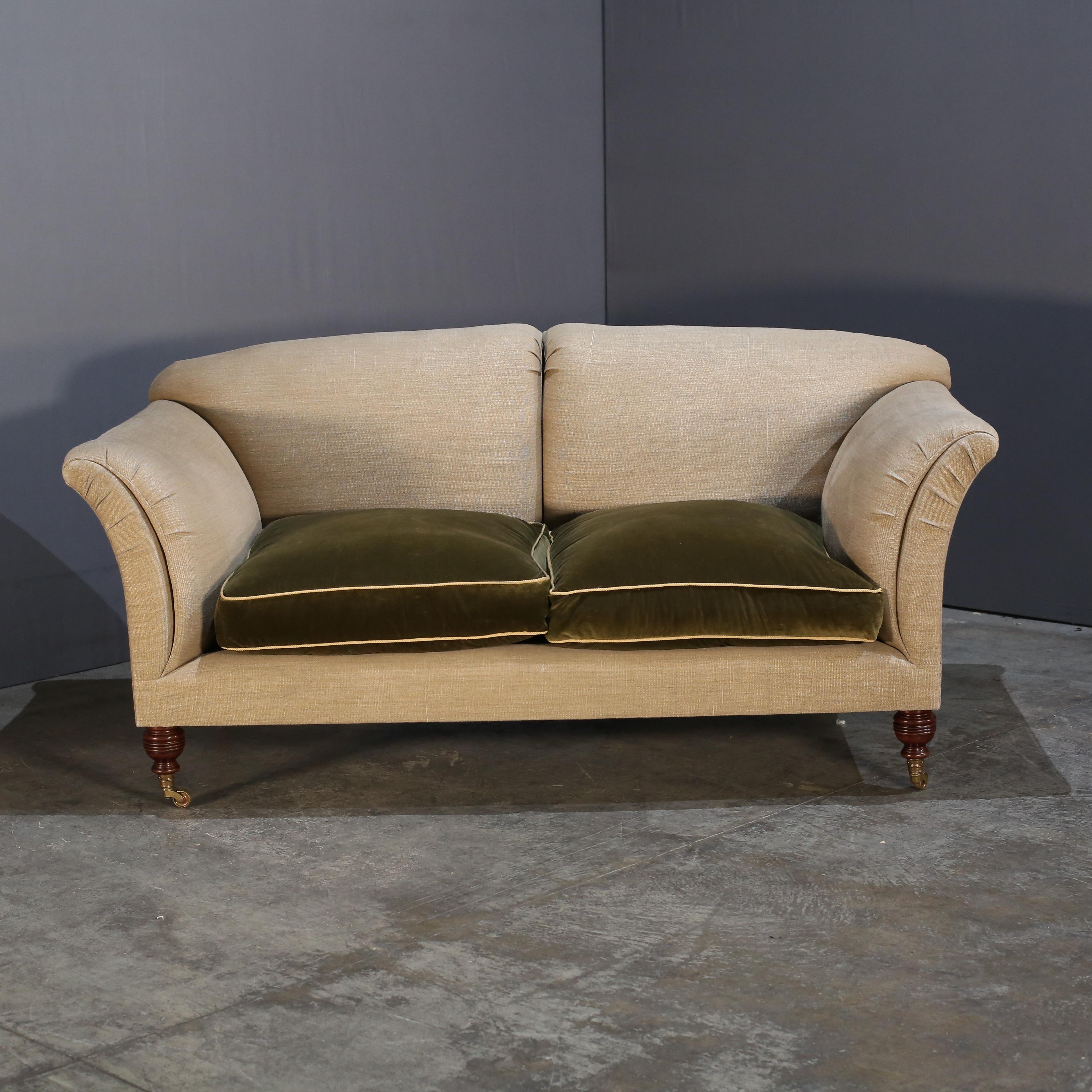 The Dean Sofa by Max Rollitt is a wonderful bespoke piece.  Making bespoke pieces since 1998, the collection now comprises beds, chairs, tables, lighting and more. These days, it’s Max’s own interiors projects that tend to inform new designs, but at