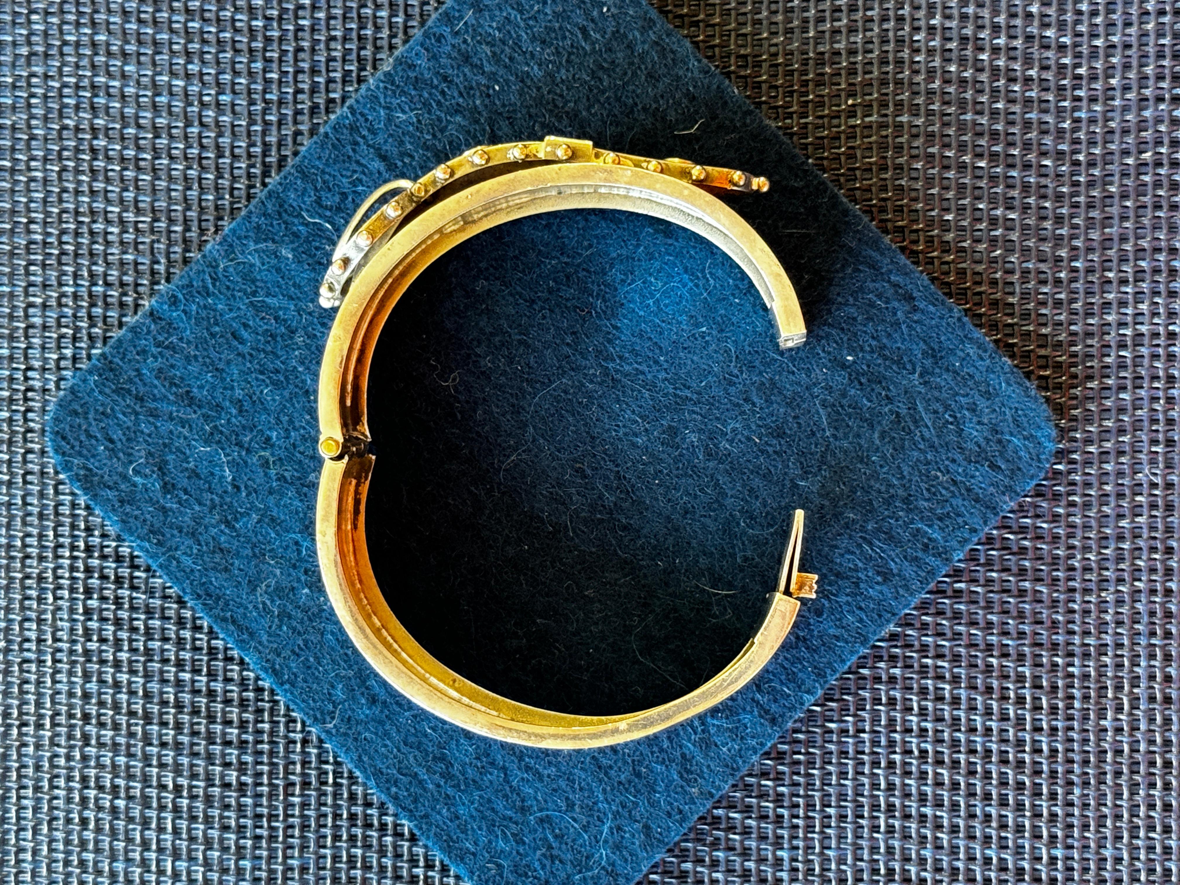 British Victorian Silver Buckle Bracelet Fully Hallmarked Birmingham In Good Condition For Sale In San Francisco, CA