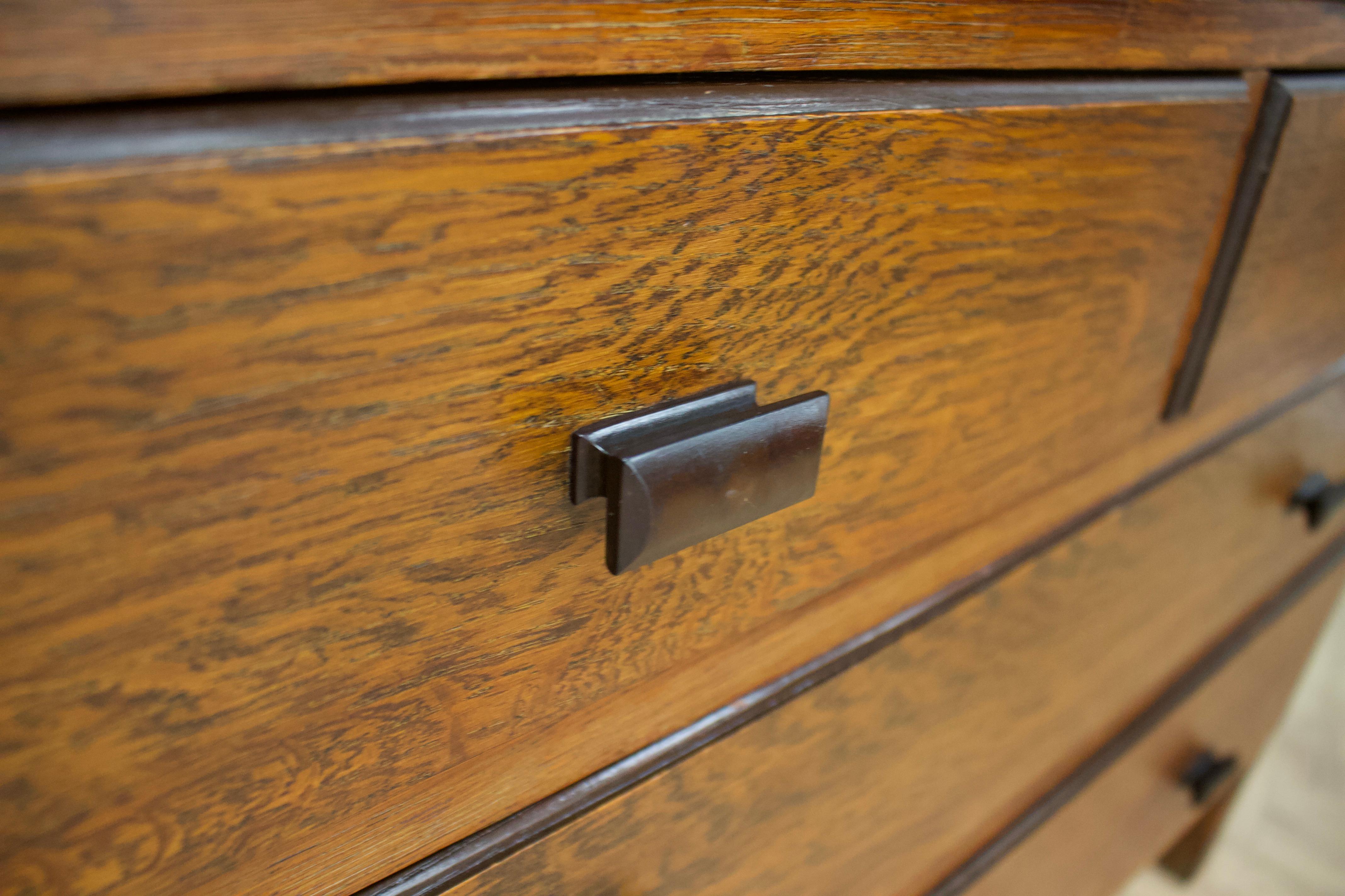 British Vintage Art Deco Oak Chest of Drawers, 1930s 4