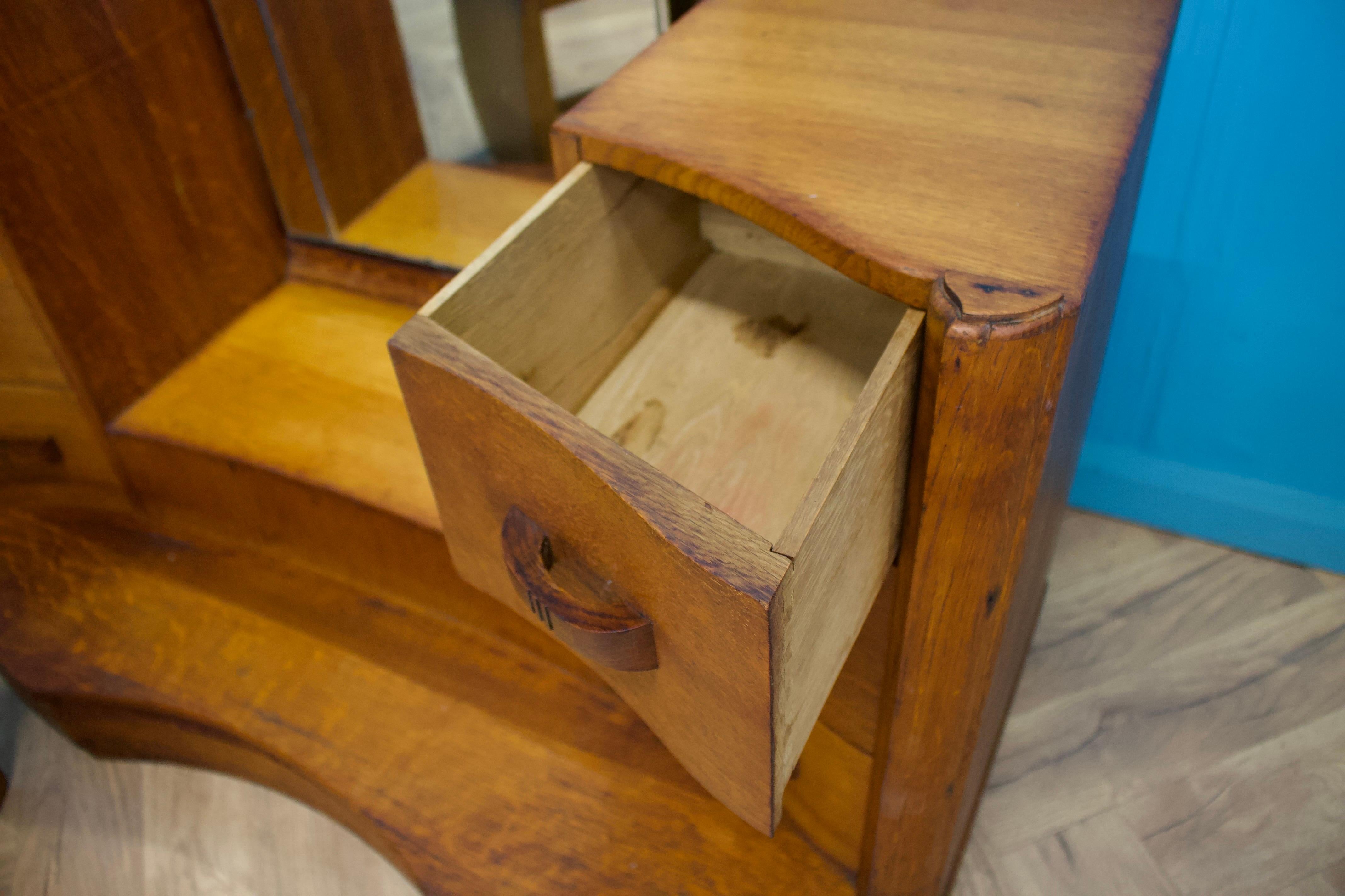 British Vintage Art Deco Oak Dressing Table, 1930s im Angebot 3