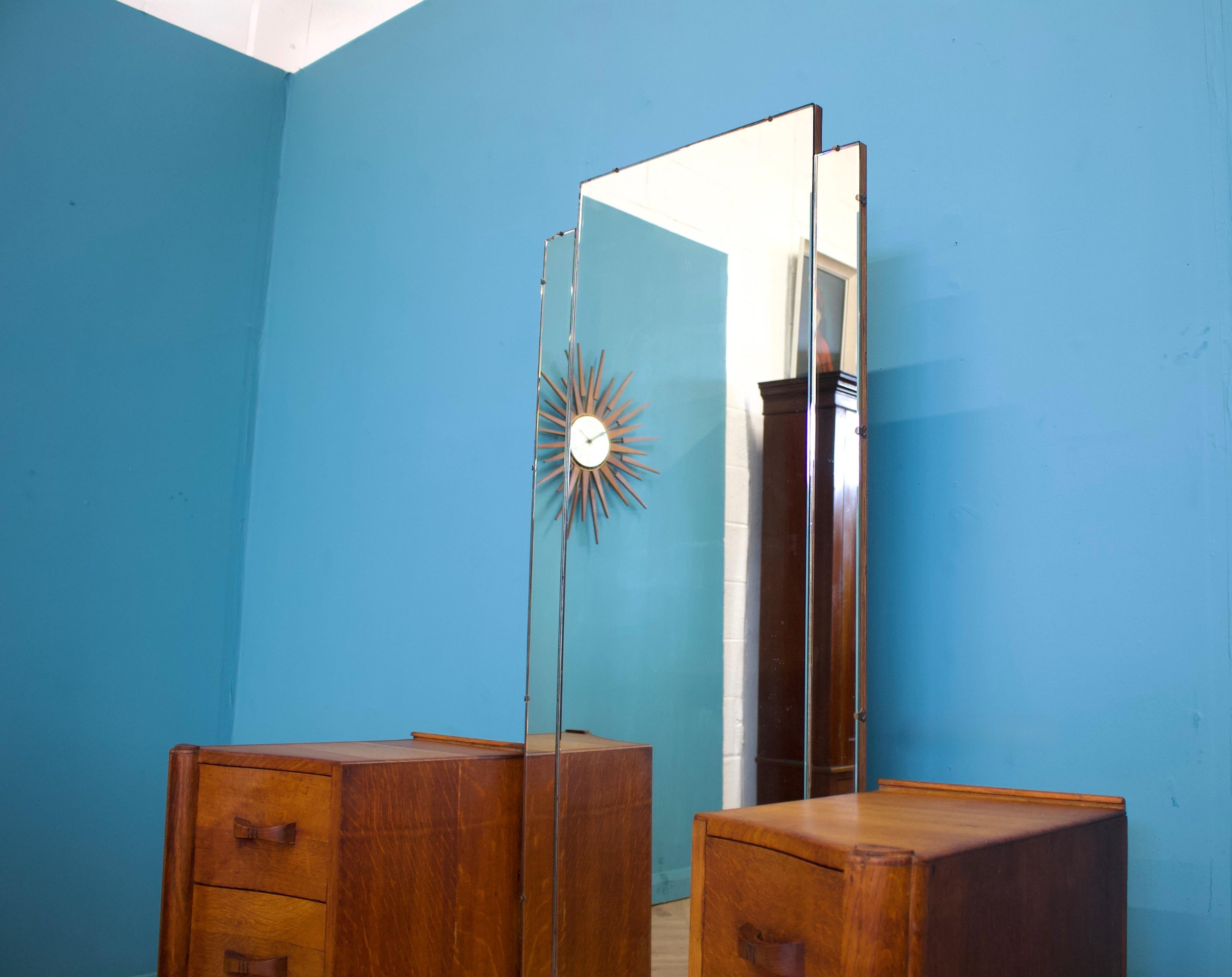 British Vintage Art Deco Oak Dressing Table, 1930s im Angebot 4