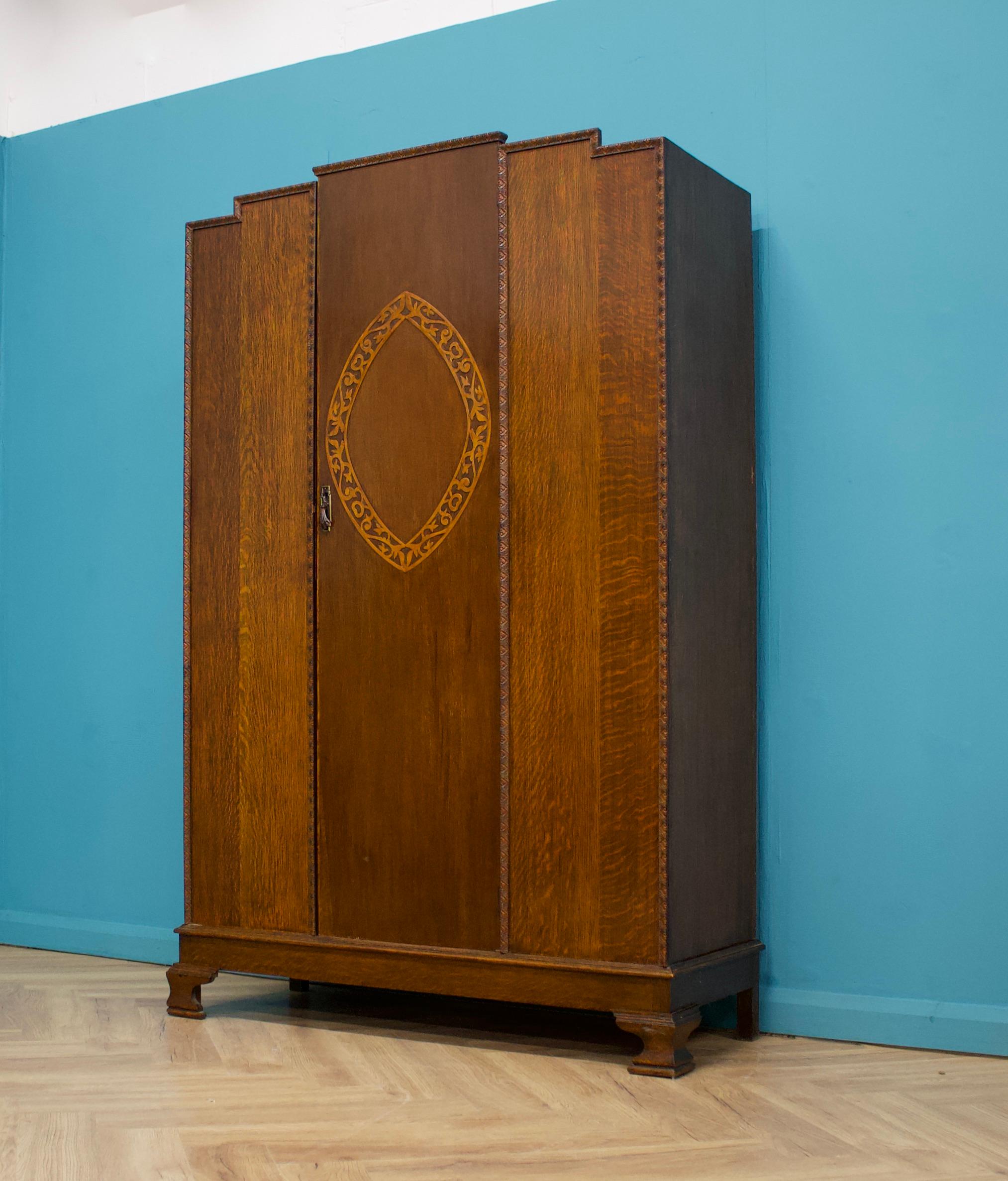 Mid-20th Century British Vintage Art Deco Oak Wardrobe, 1930s For Sale