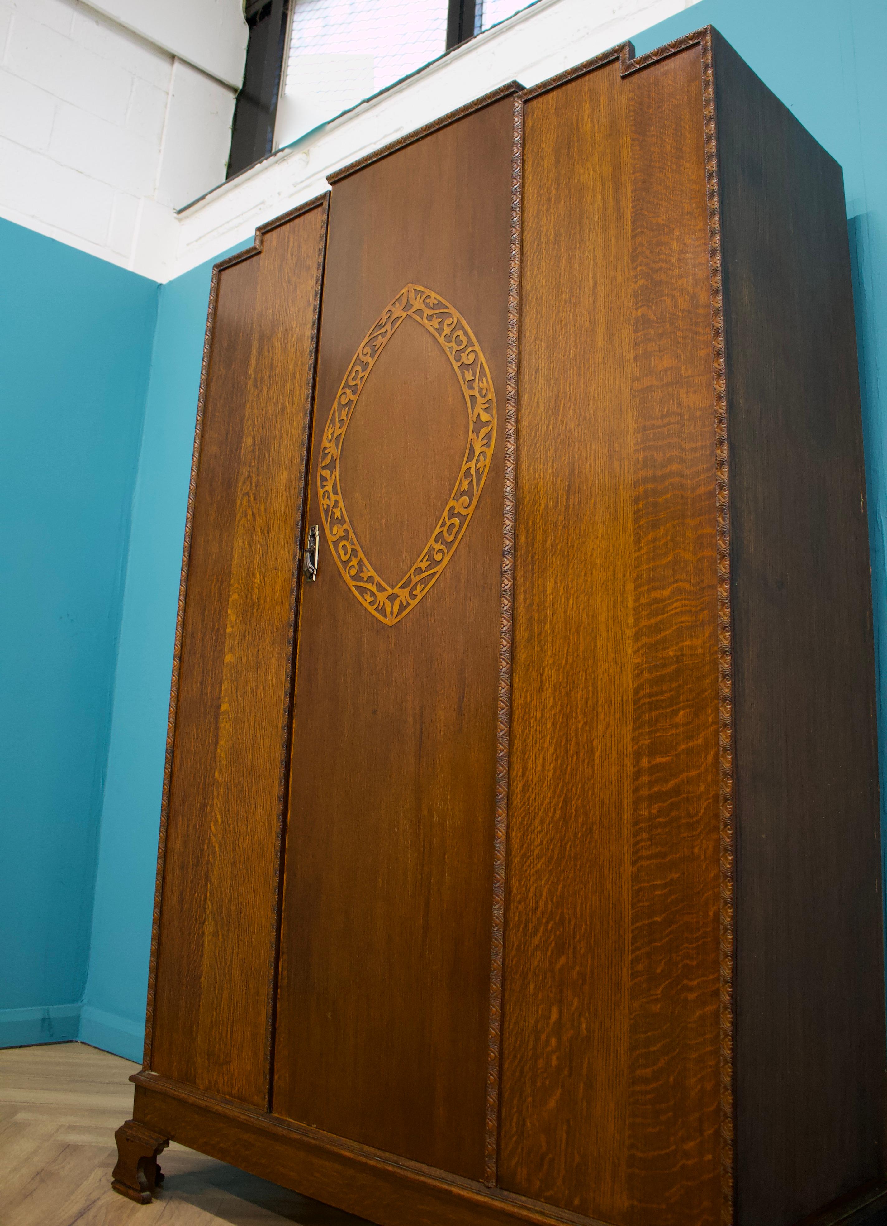 Wood British Vintage Art Deco Oak Wardrobe, 1930s For Sale