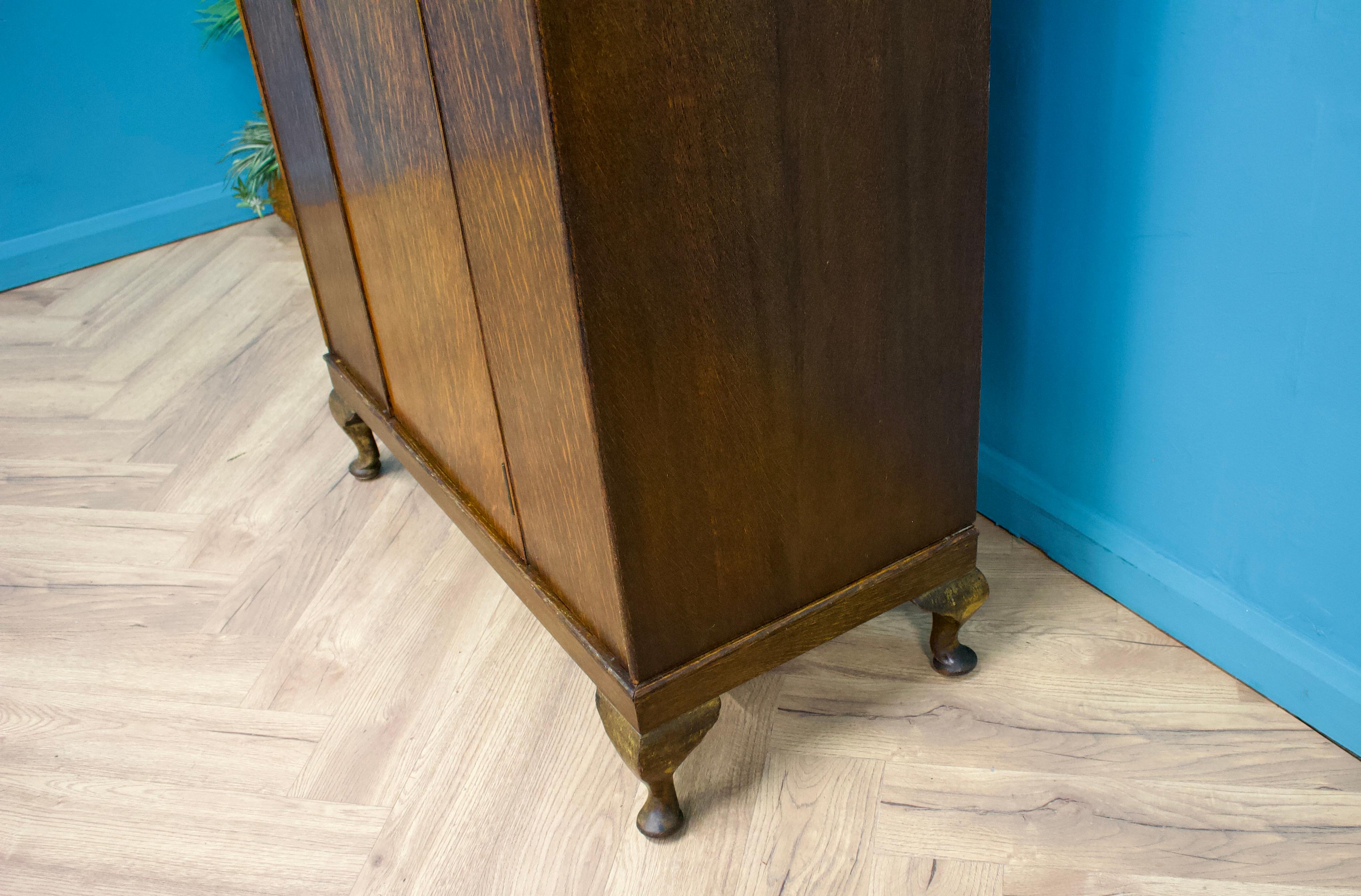 British Vintage Art Deco Oak Wardrobe, 1930s 4