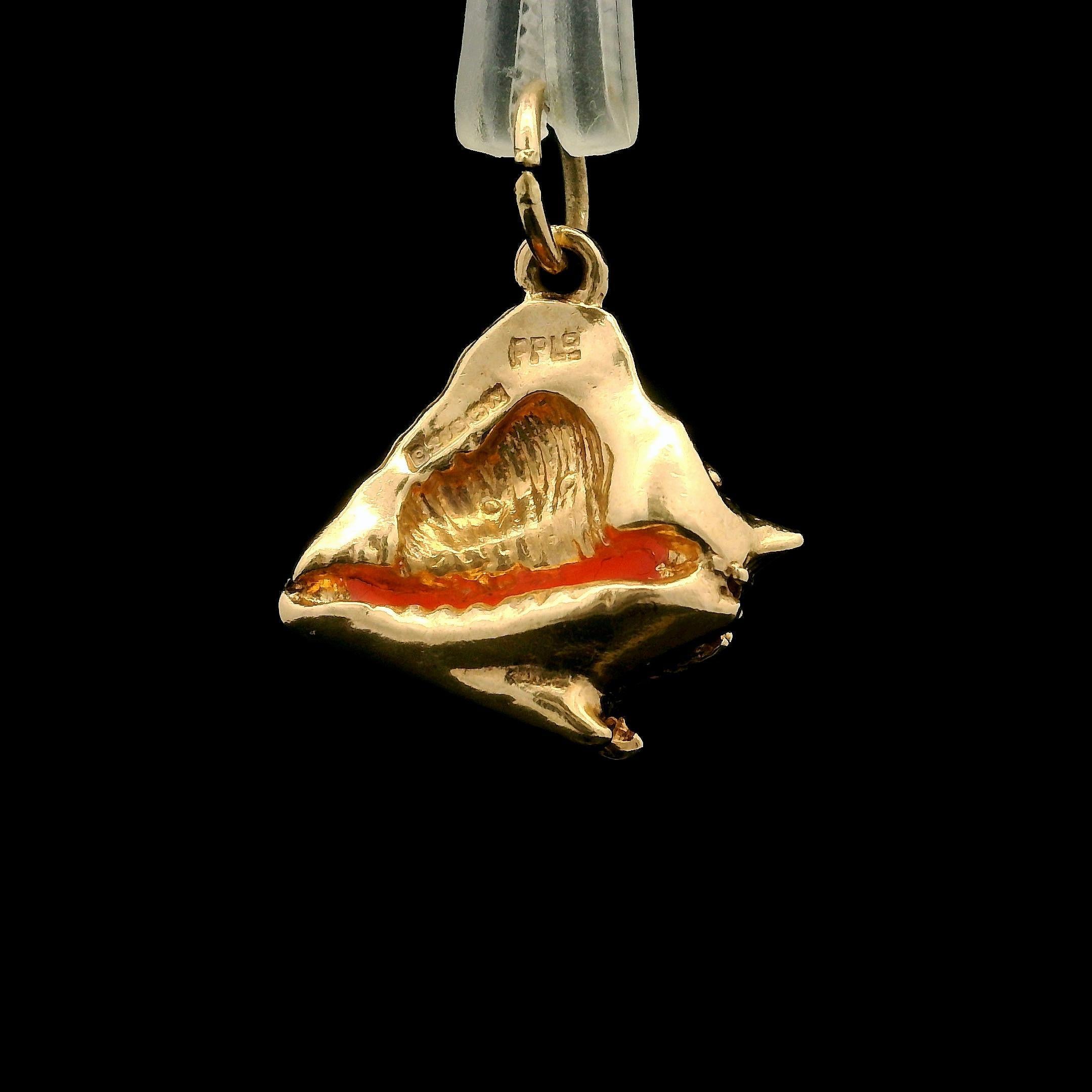 da uomo o donna Ciondolo da collezione in oro giallo 3D dettagliato conchiglia conchiglia britannica in vendita