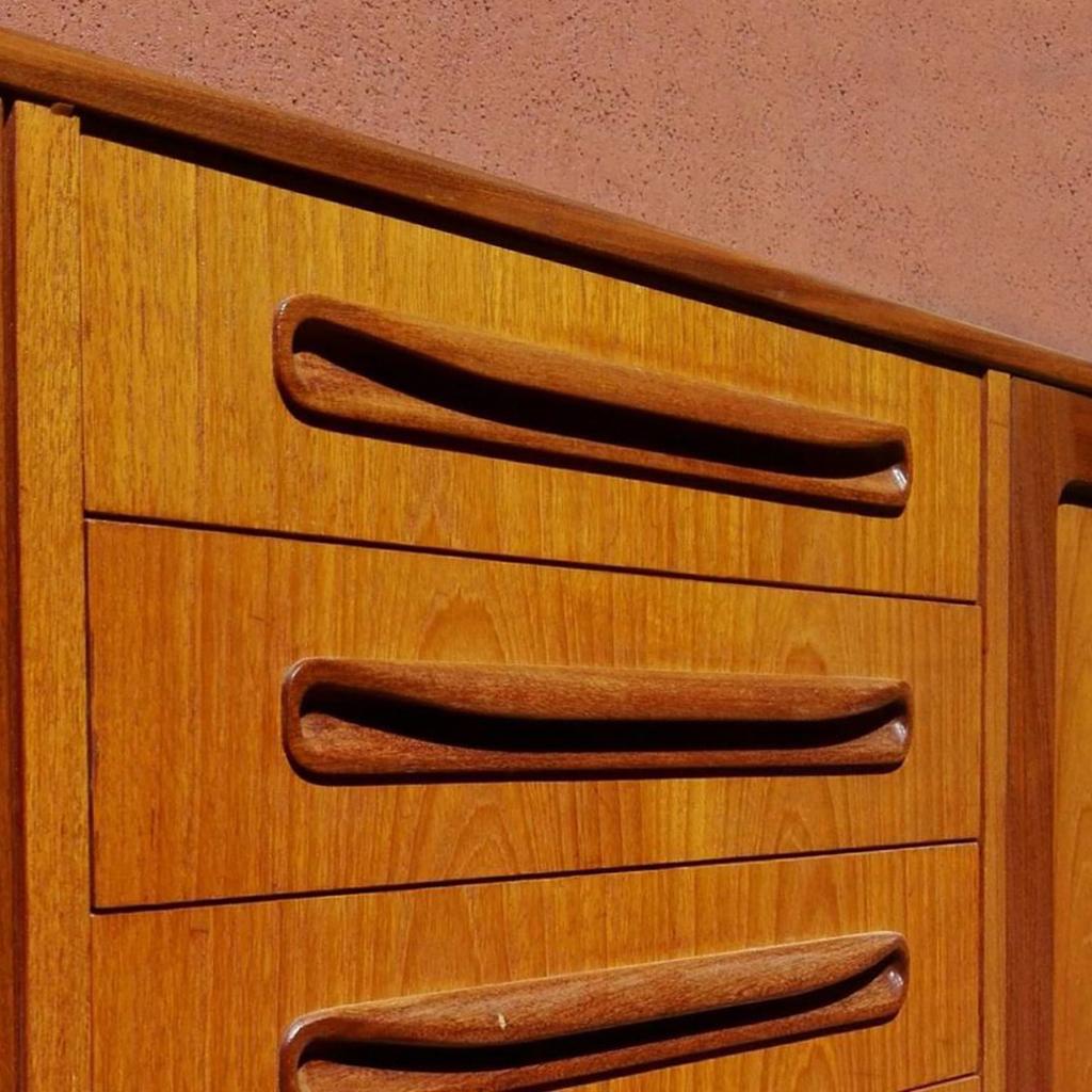 British Vintage Teak Sideboard by Gplan, 1960s In Good Condition In MIlano, IT
