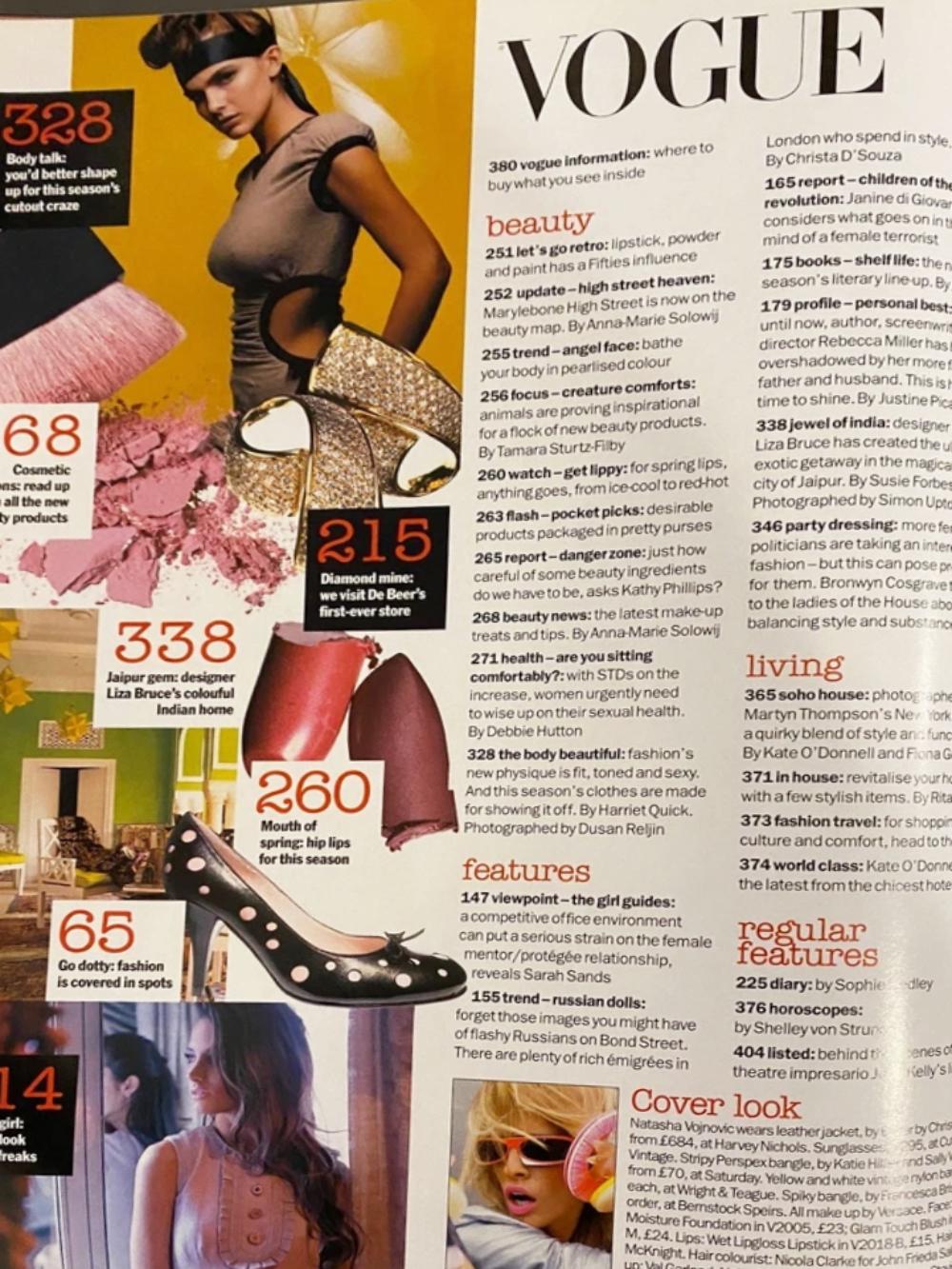 Beige British Vogue marzo 2003 Copertina di Nataša Vojnović & Editoriale 