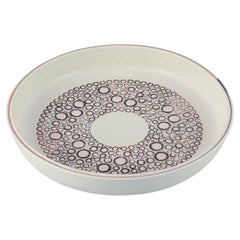 Britt-Louise Sundell (1928-2011) for Gusatvsberg. Large ceramic bowl.