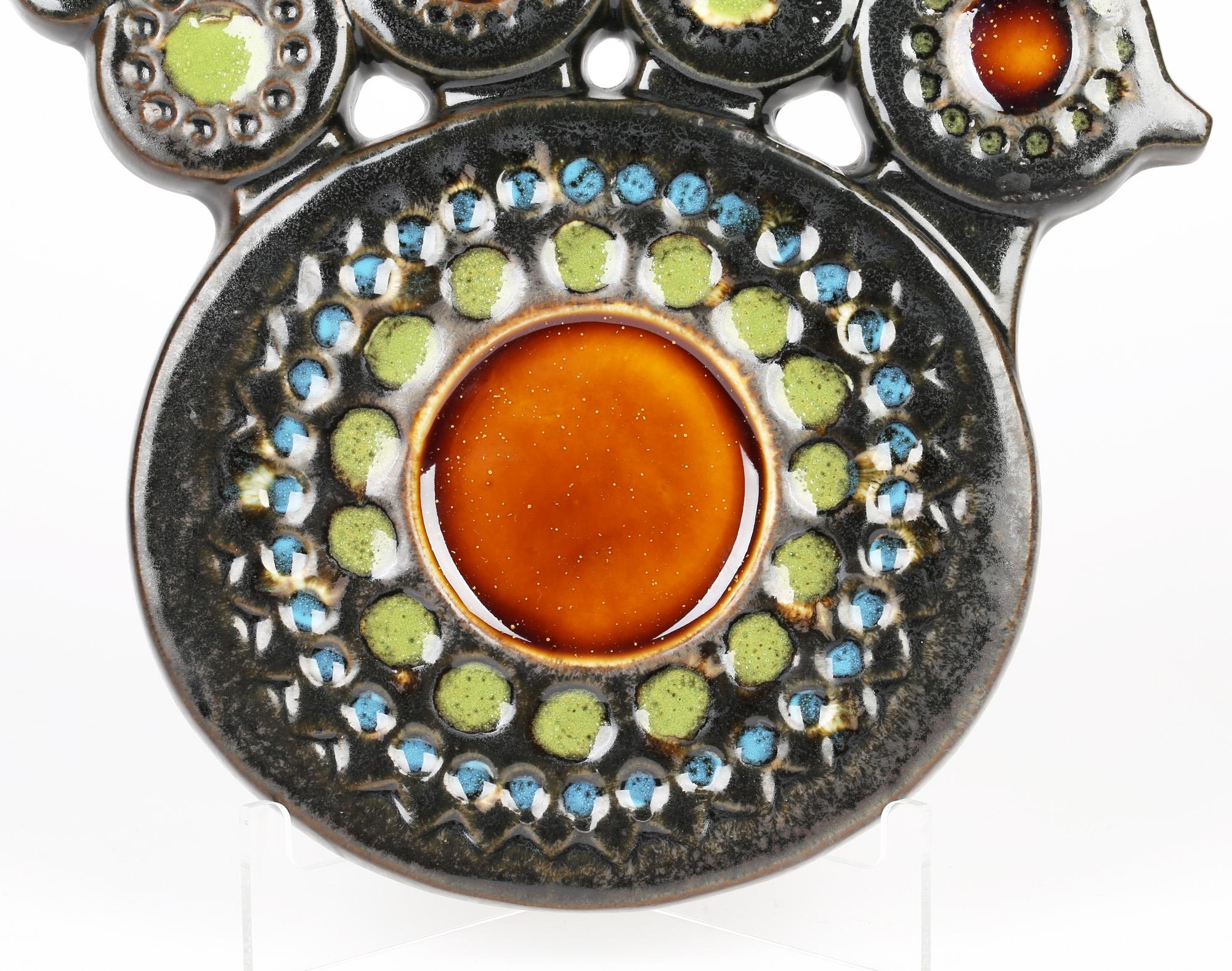 Britt-Louise Sundell Gustavsberg Placa de cerámica sueca abstracta con pájaro estilizado en venta 4