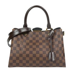 Brittany in brown canvas
