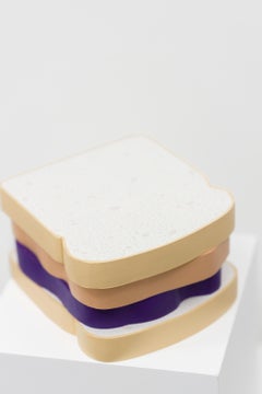 "PB&J", sandwich, opera d'arte contemporanea a tecnica mista, scultura con motivo alimentare
