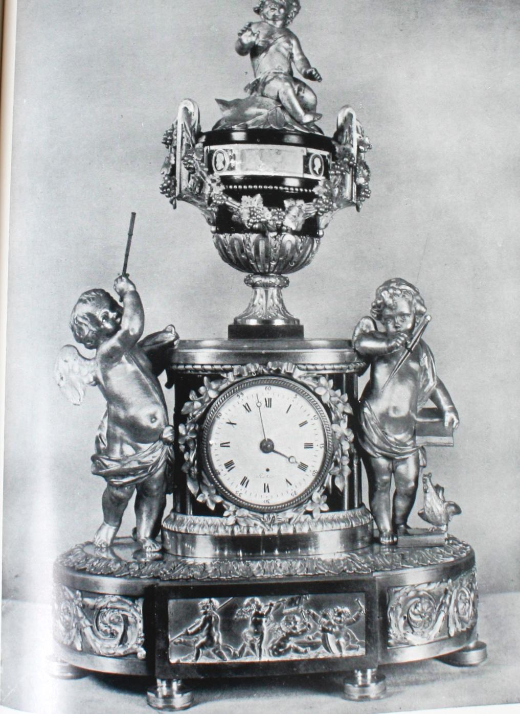 Nord-américain Anciennes horloges et montres Britten et leur créateur par Granville Hugh Baillie en vente
