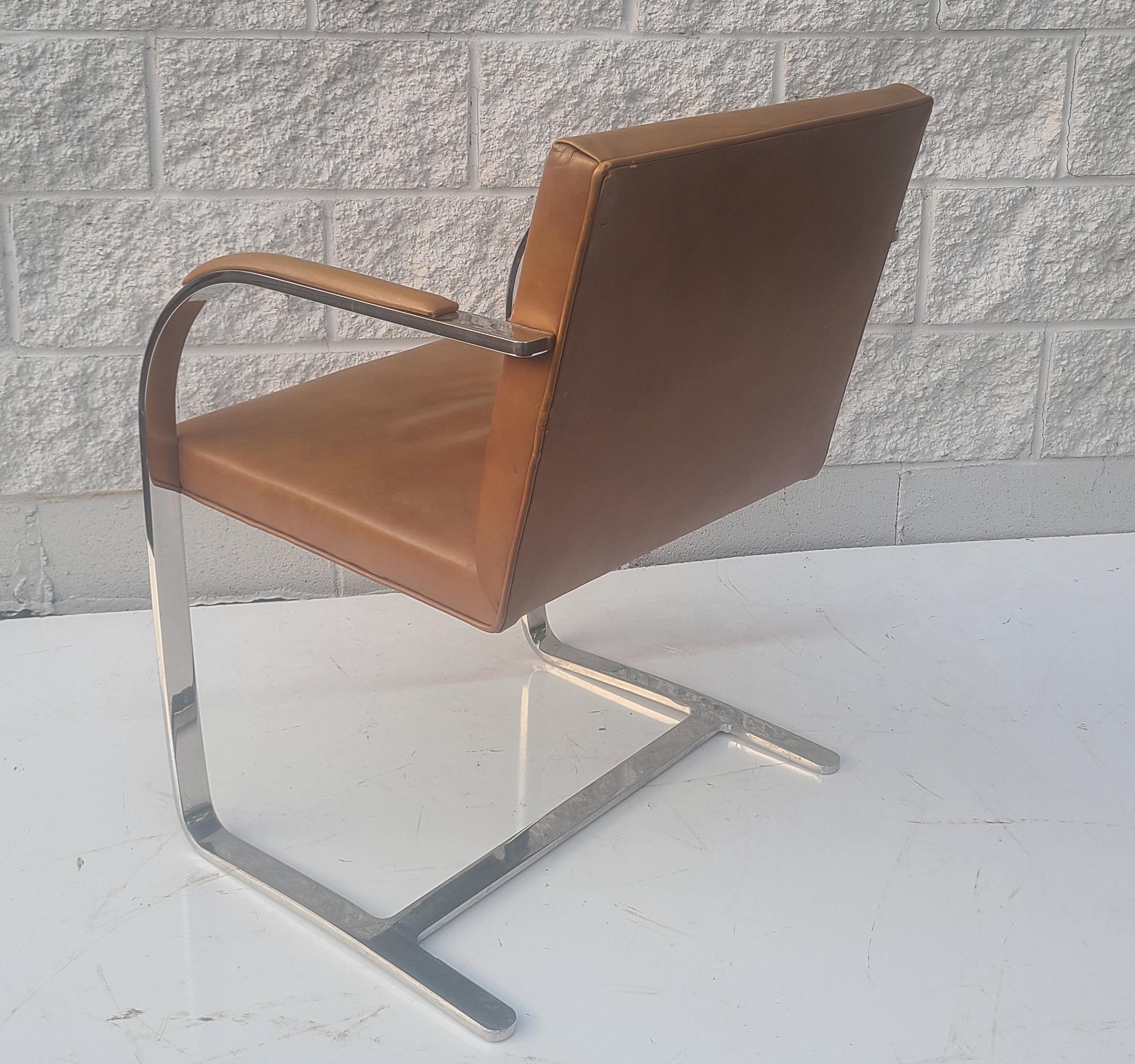 Brno Chair Ludwig Mies van der Rohe in Congac Leather Brueton In Good Condition In Fraser, MI