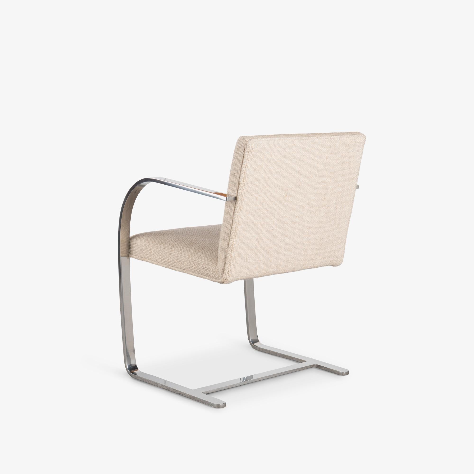 Fine XX secolo Sedie Brno Flat-Bar di Knoll in lana originale avorio e acciaio inossidabile, set da 8 in vendita