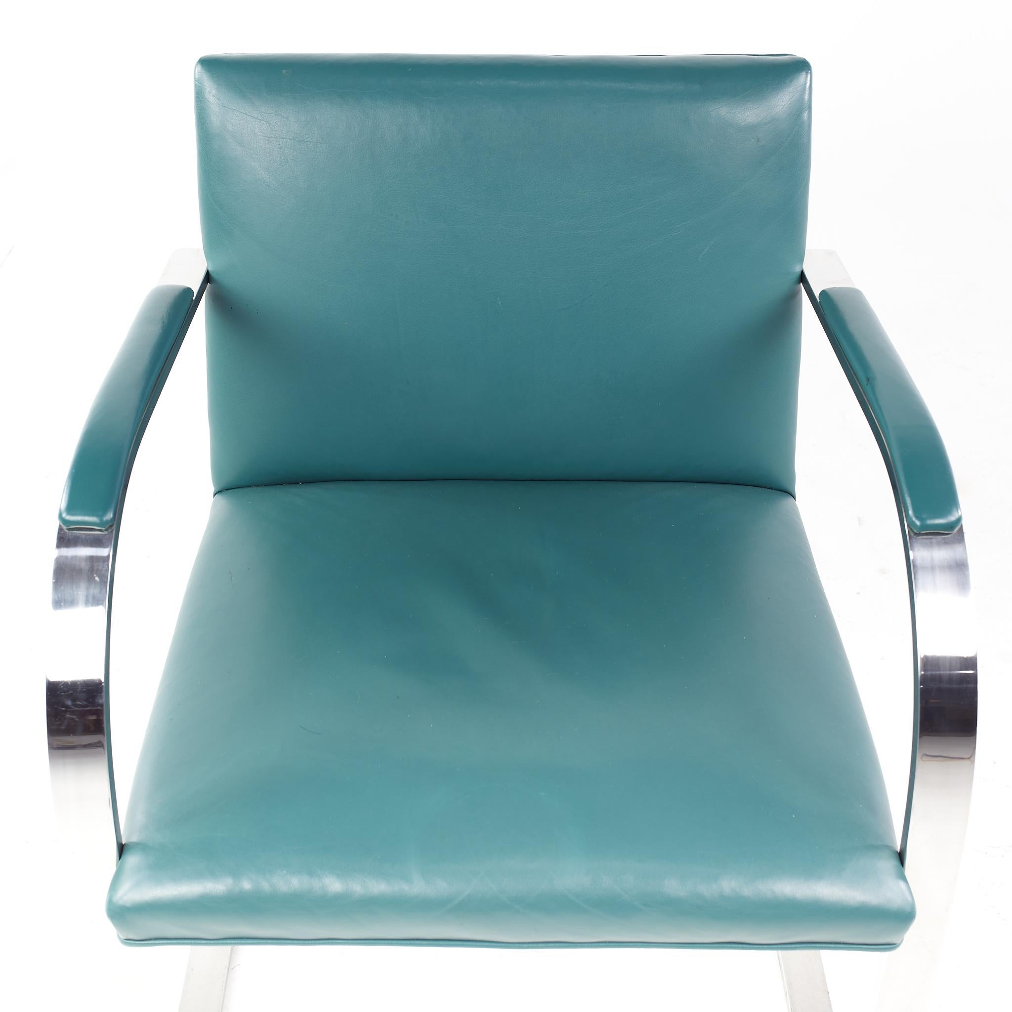 BRNO Mid Century Flat Bar Leather Chair  For Sale 2