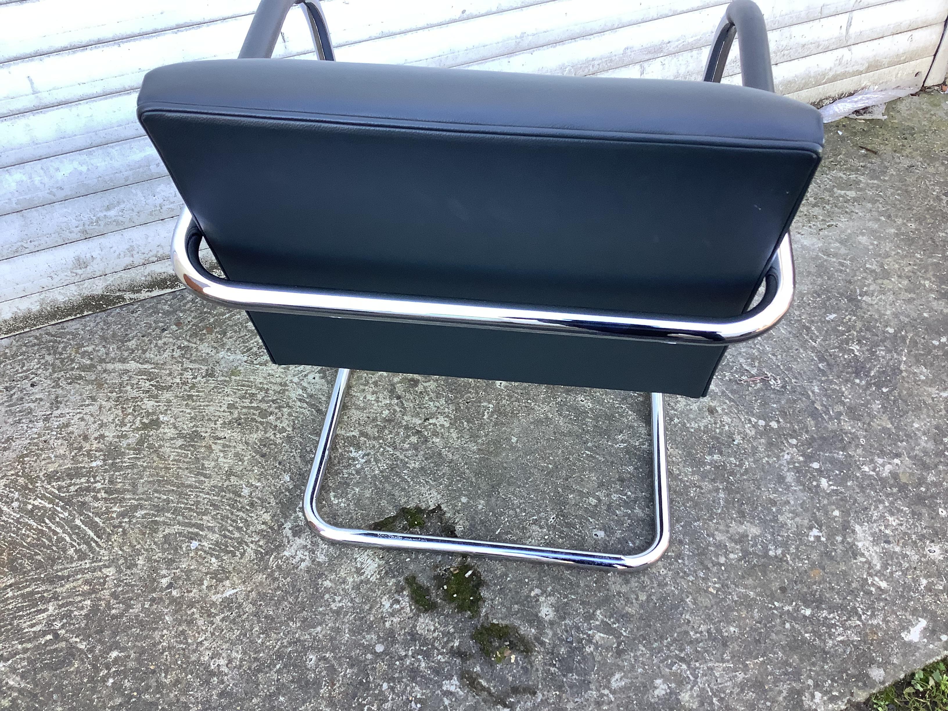 Brno röhrenförmiger Sessel von Mies Van Der Rohe für Knoll im Zustand „Gut“ im Angebot in London, Lambeth