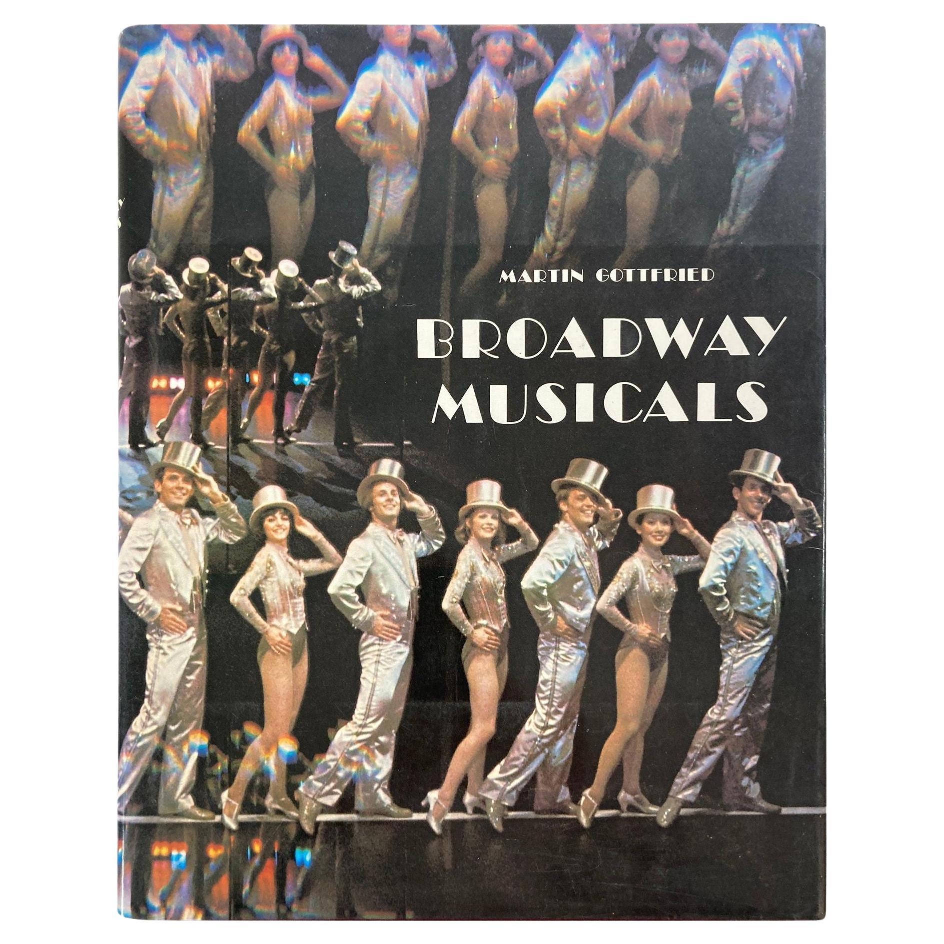 Grand livre à couverture rigide Broadway Musical Martin Gottfried en vente