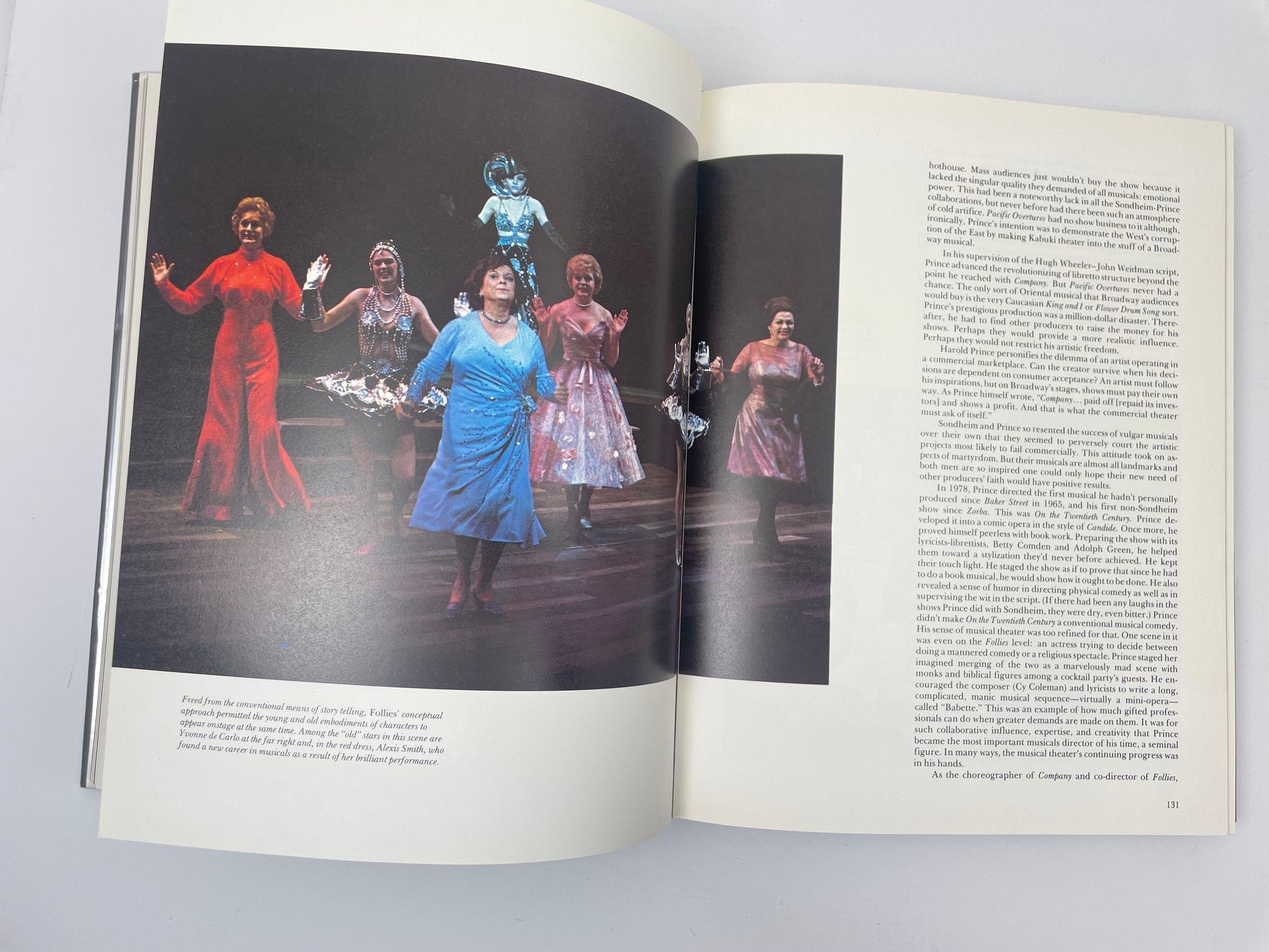 Grand livre à couverture rigide de Broadway Musical Martin Gottfried, 1980 en vente 8