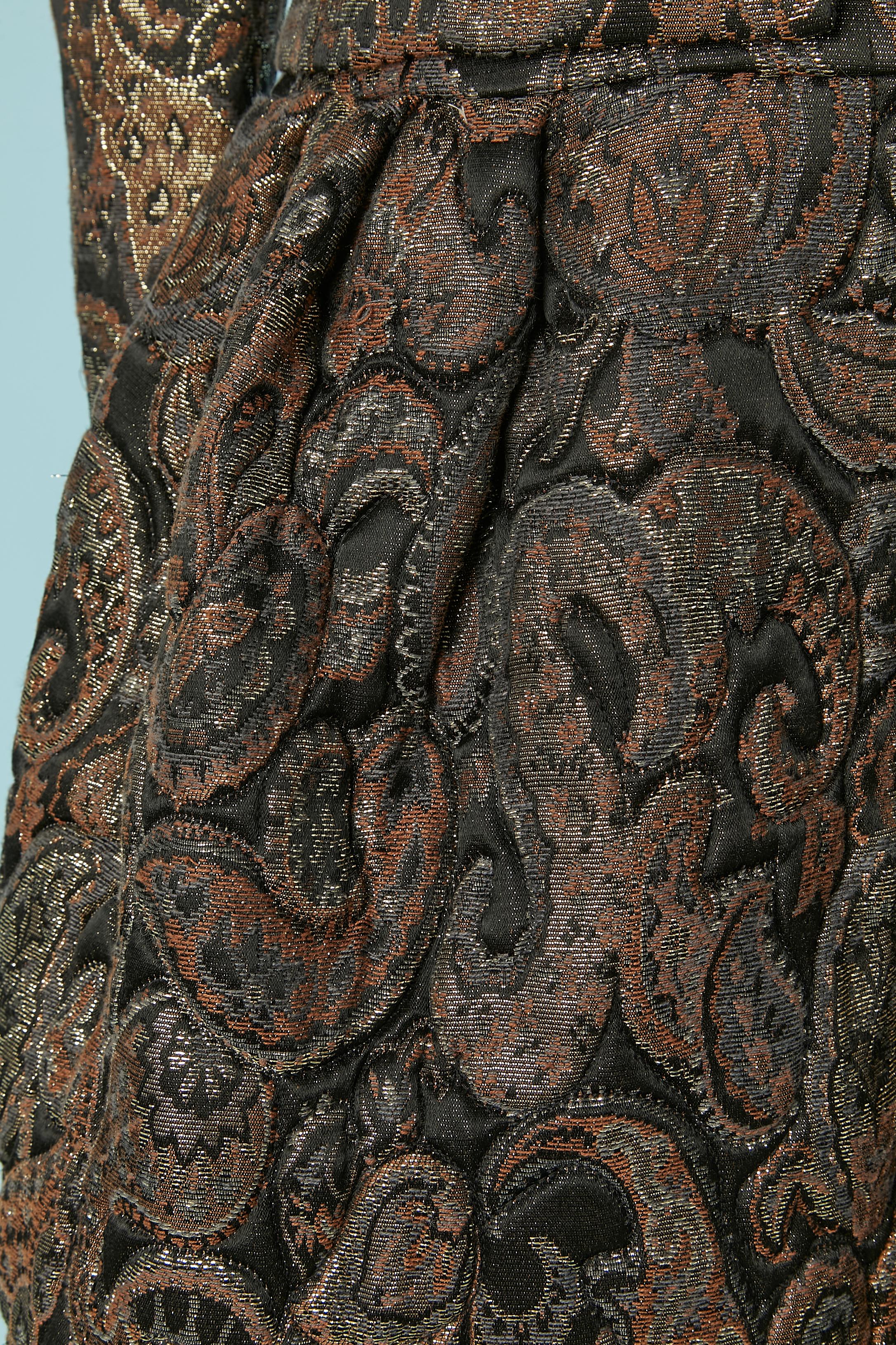 Brocade skirt suit with fur edge on the jacket and padded skirt VICTOR COSTA In condizioni ottime in vendita a Saint-Ouen-Sur-Seine, FR