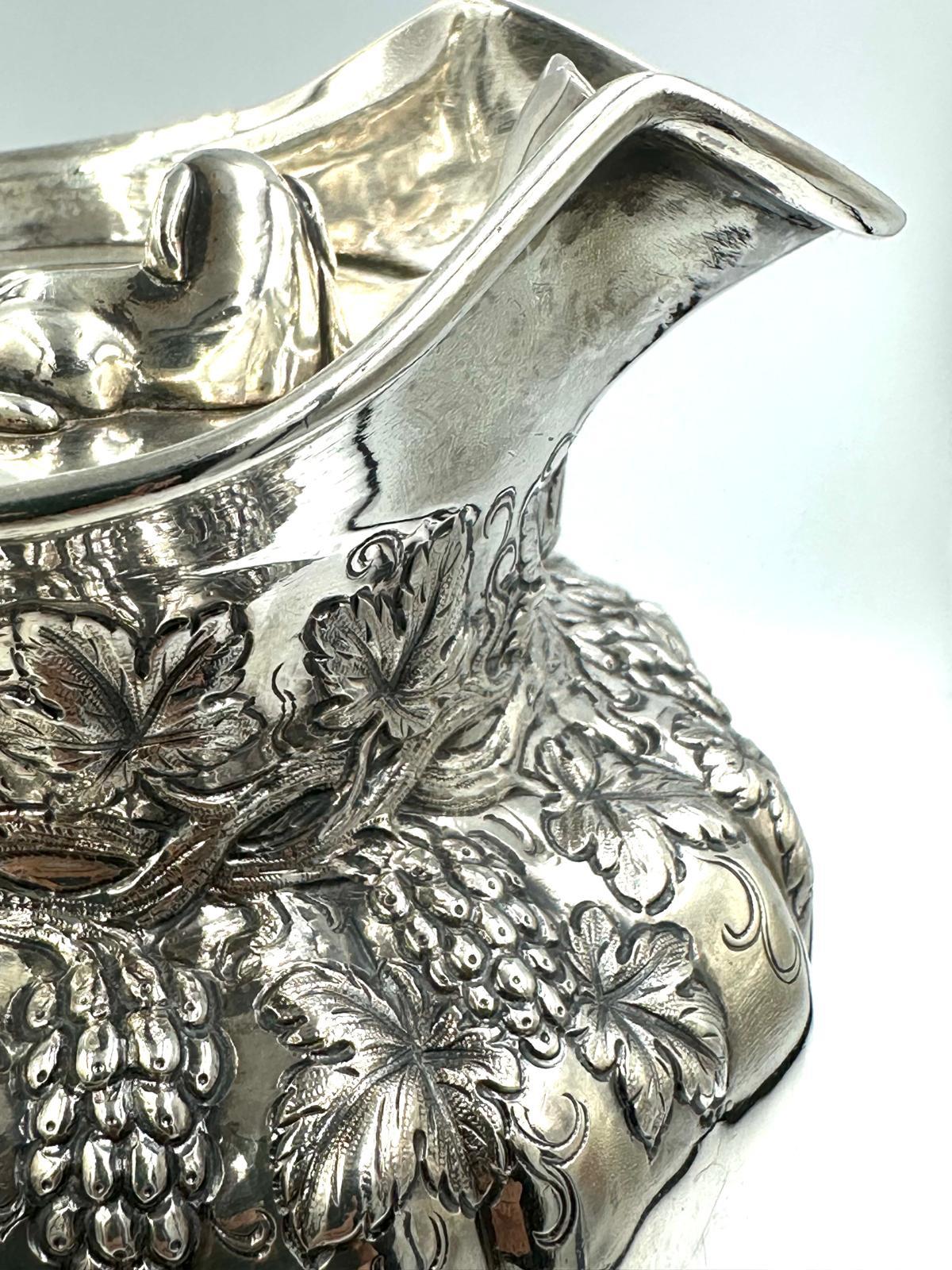 Victorian 925 sterling silver wine pitcher Jonh Tapley London 1837 For Sale 4