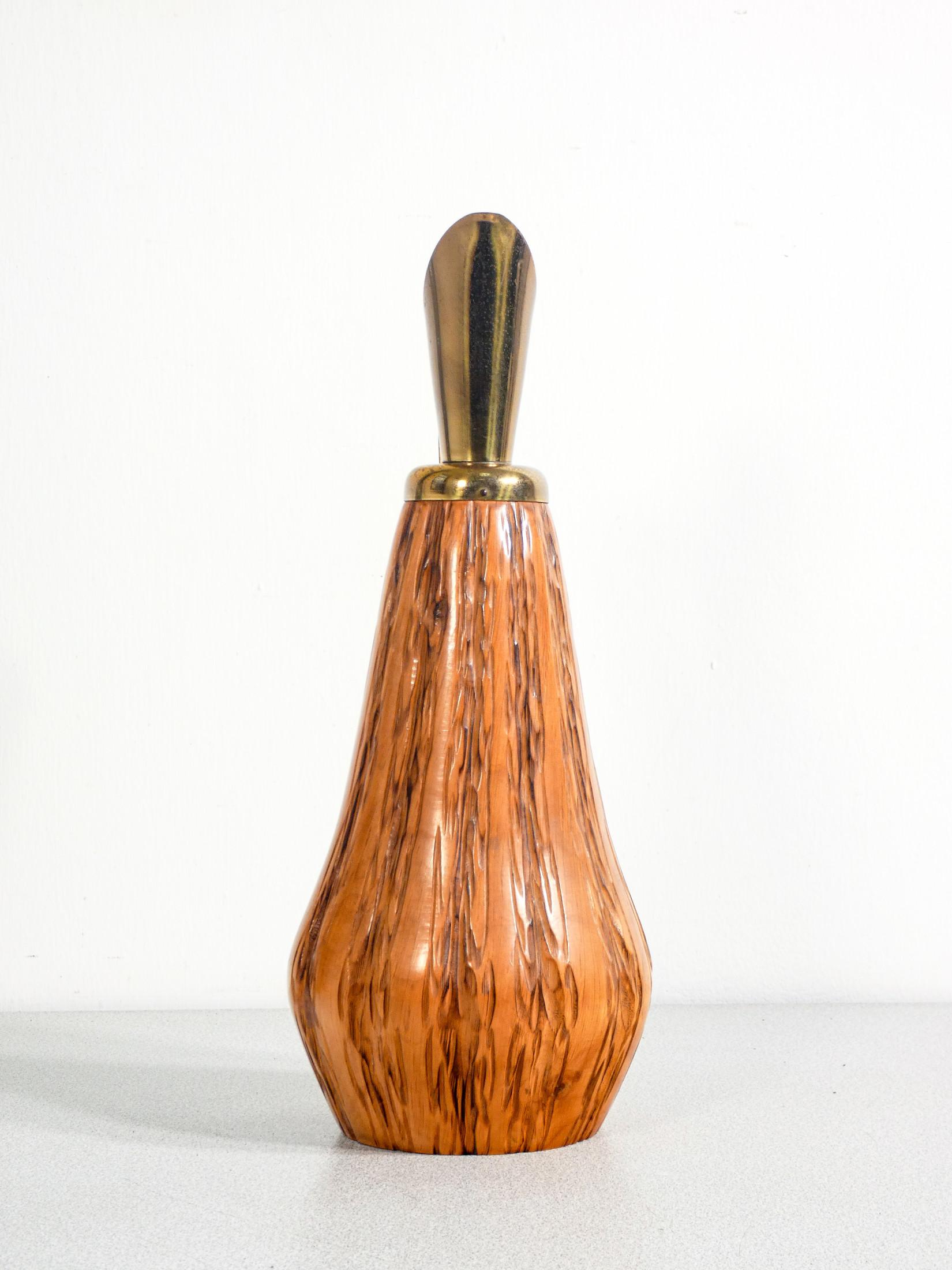 Brocca, design Aldo TURA per MACABÒ. Legno e ottone. Italia, Anni 50 in vendita 1