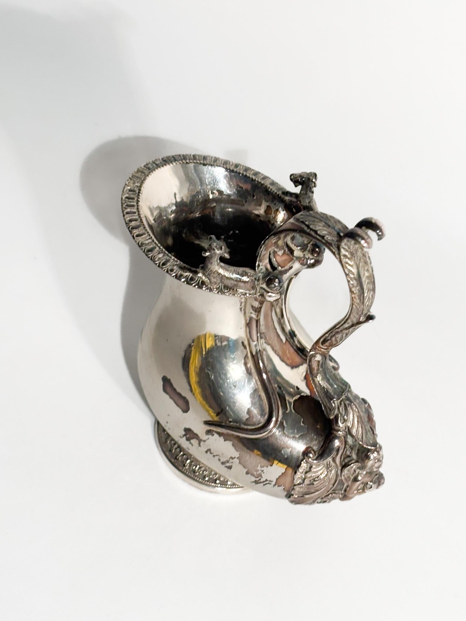 Brocca in Argento Inglese Londinese del 1834 in vendita 7