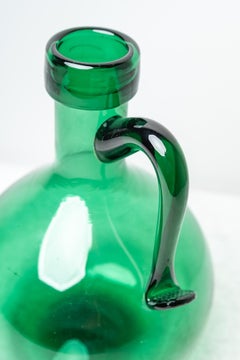 Pichet en verre vert, années 1950