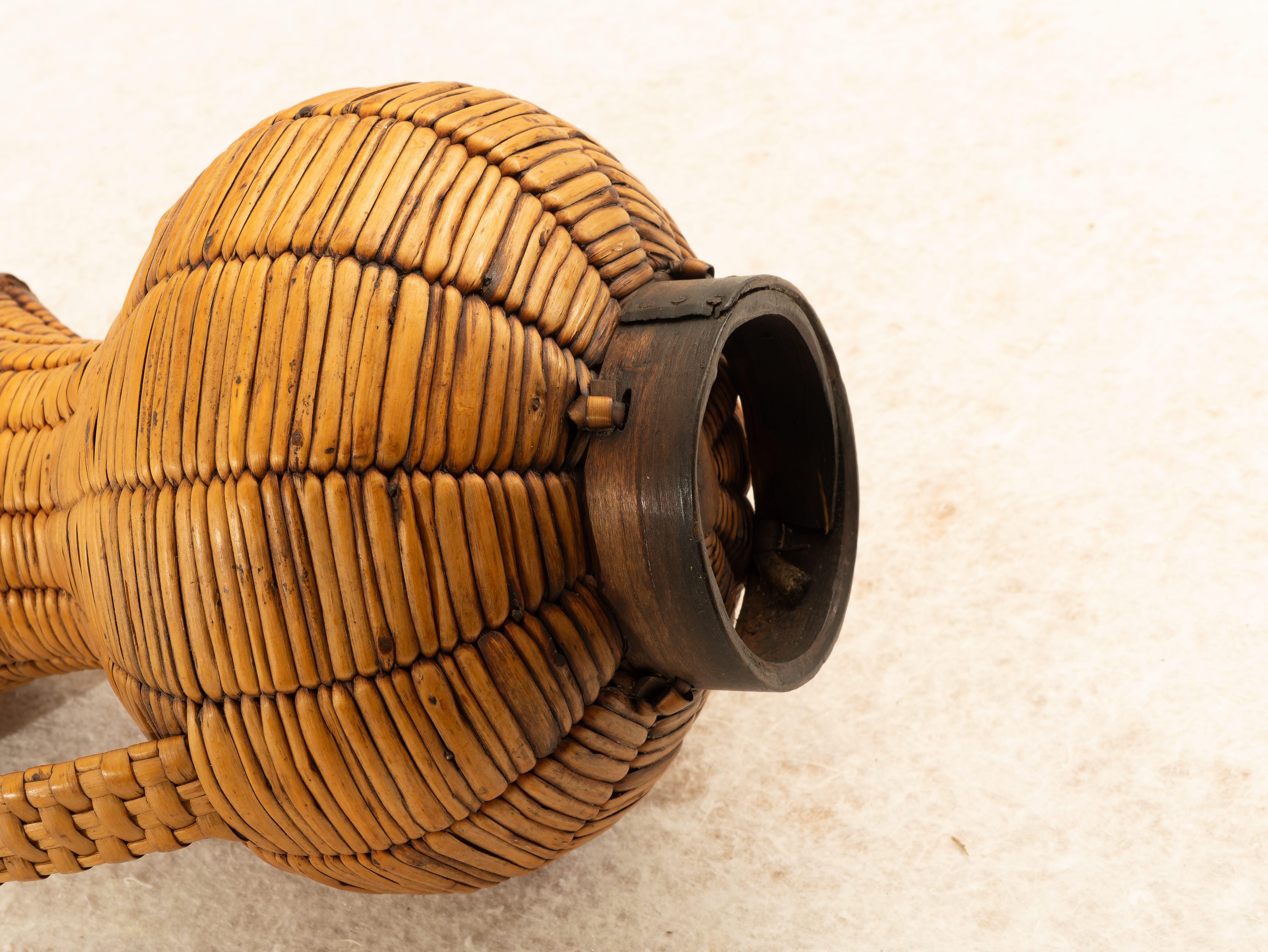 Brocca Spagnola in vimini, Mid-Century im Zustand „Gut“ im Angebot in Bastia Umbra, IT