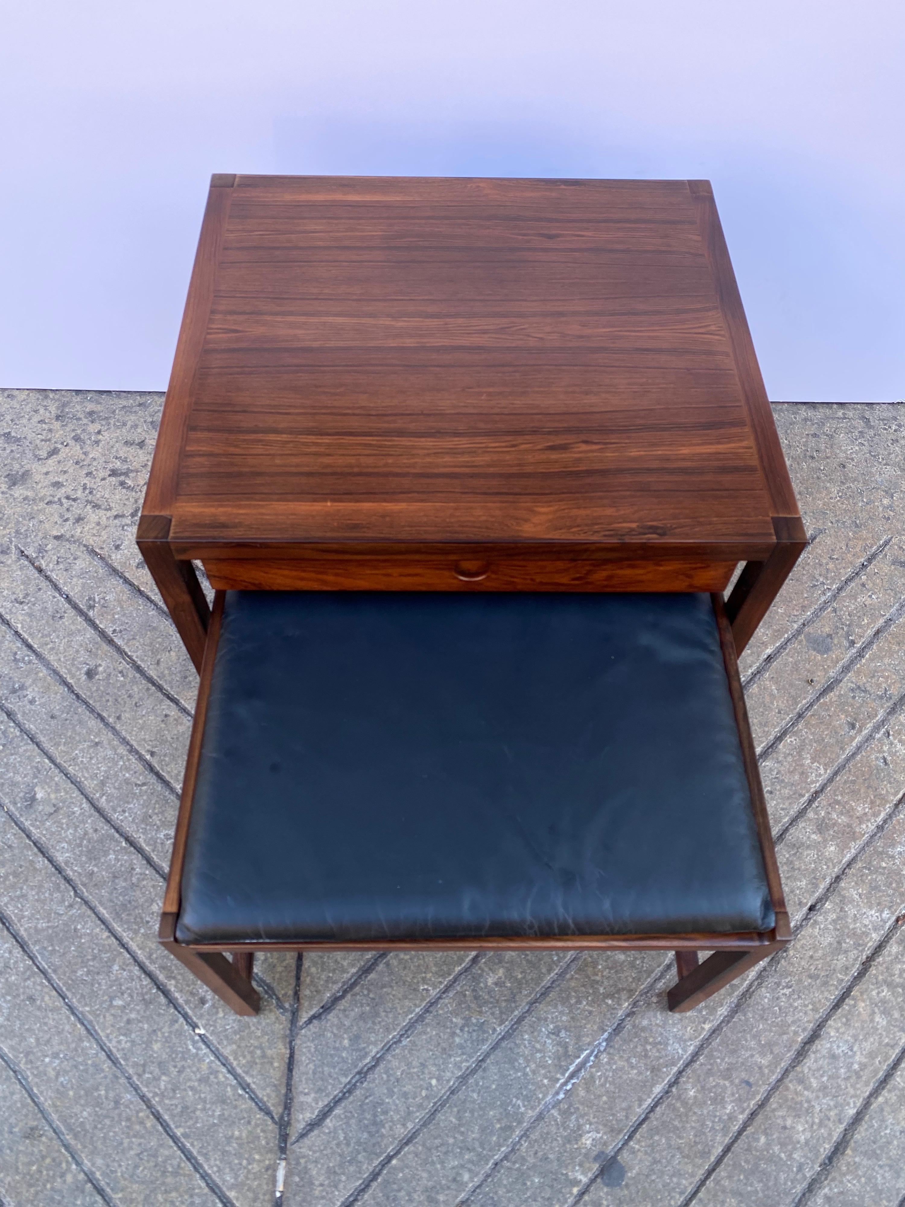 Brode Blindheim Rosewood End Table and Ottoman In Good Condition In Philadelphia, PA