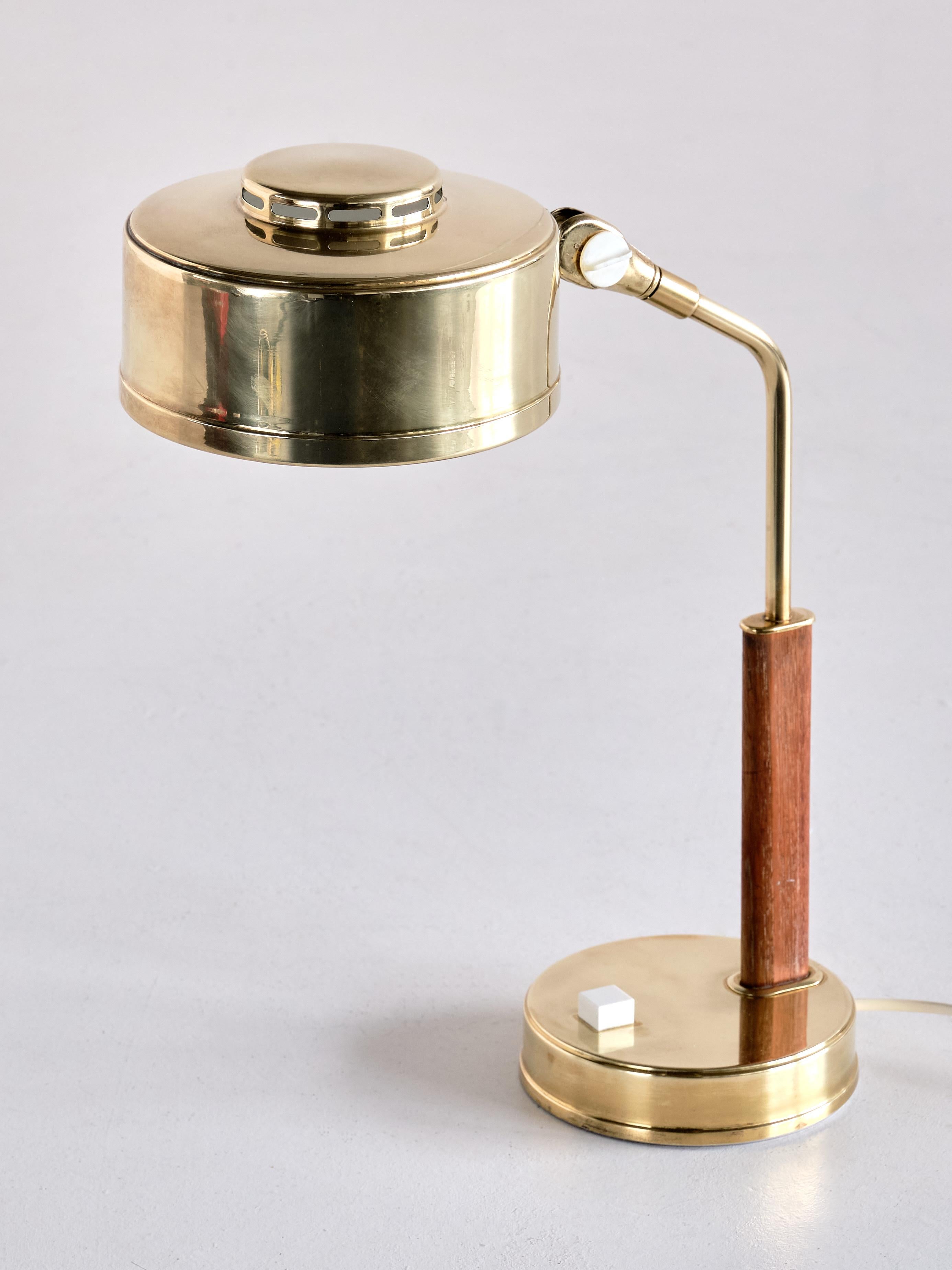 Bröderna Johansson Desk Lamp in Brass and Teak, Skellefteå, Sweden, 1950s 1