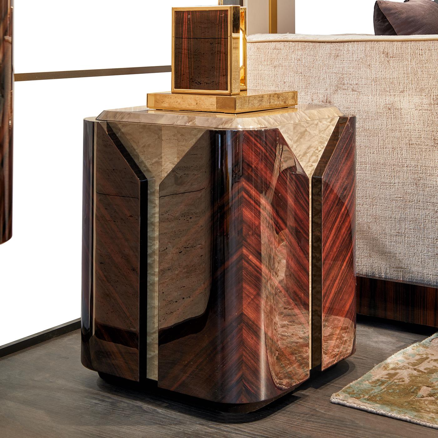 Testament to the versatility of wood, the Brody Side Table features veneers in Macassar ebony and maple in different tones and grains, creating a true visual feast. With high glossy finishes to best bring out the wood's beauty, the table is a