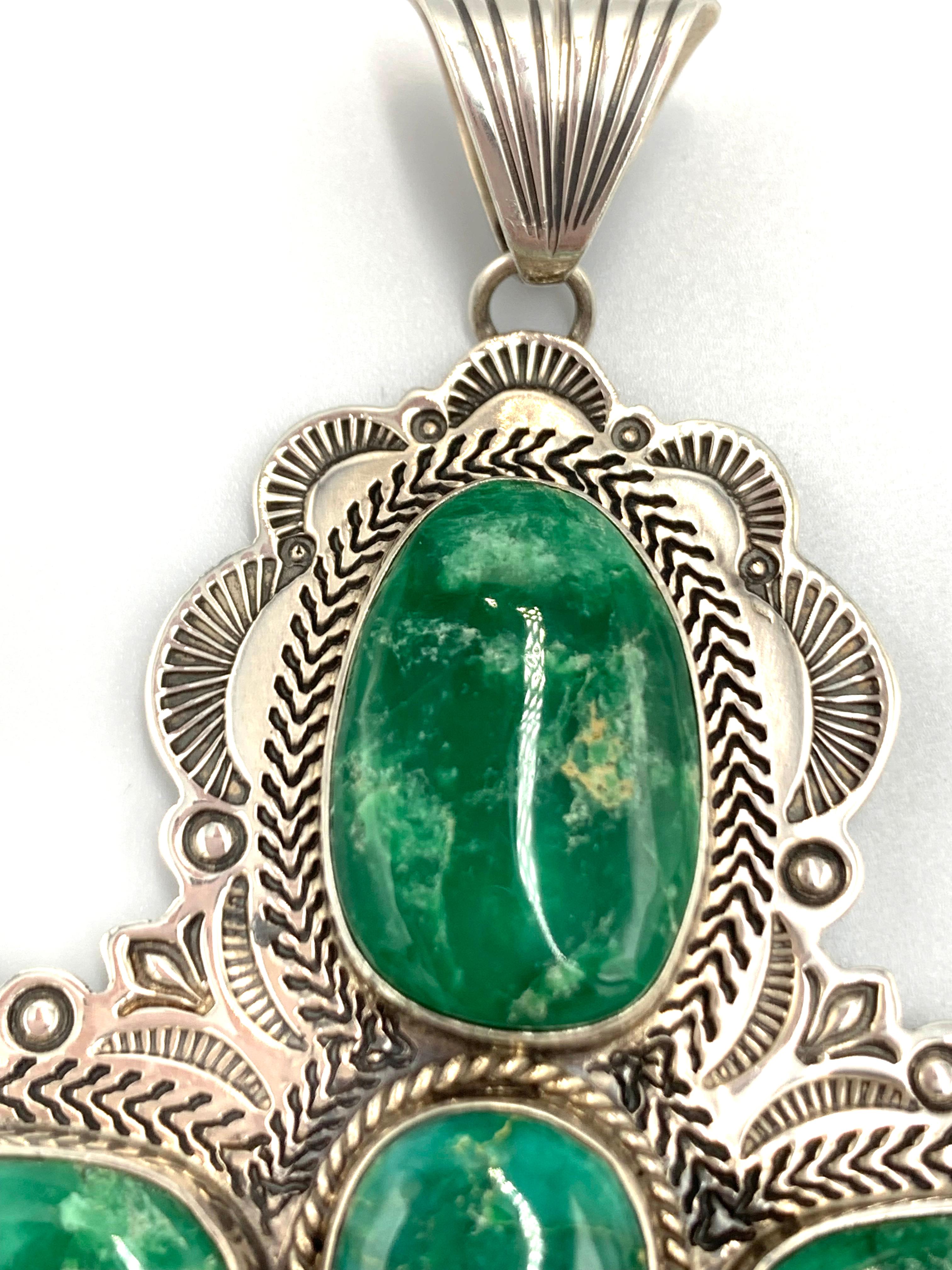 Ciondolo a forma di croce in argento con turchese Broken Arrow di Alvin Lee in vendita 3