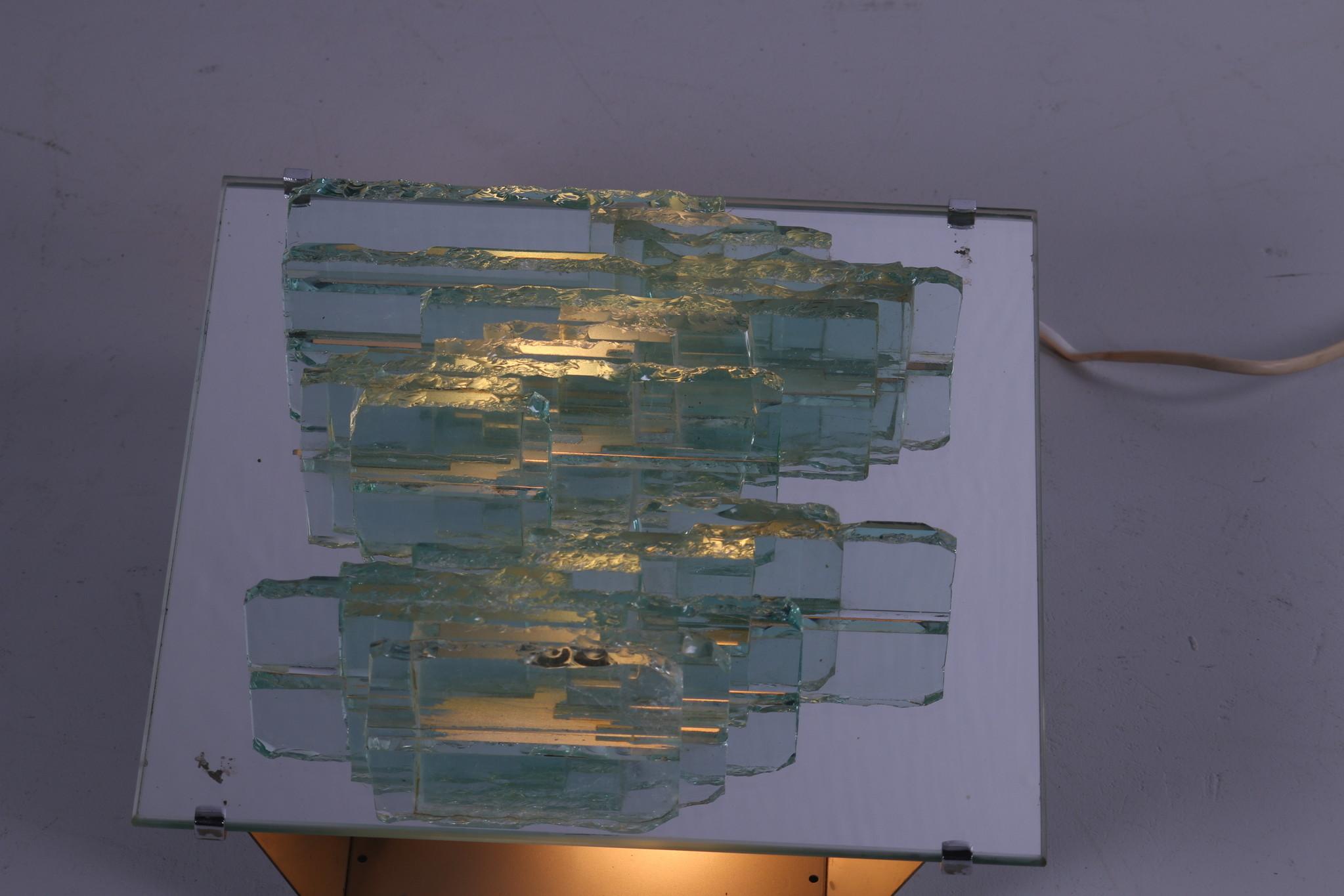 Wandleuchte aus zerbrochenem Glas von Willem Van Oyen für Raak Amsterdam, 1960er Jahre (20. Jahrhundert)