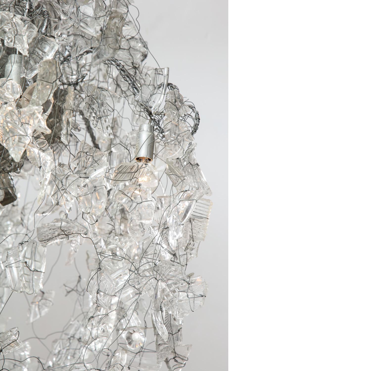 Broken Ice Chandelier by Deborah Thomas In Good Condition For Sale In New York, NY