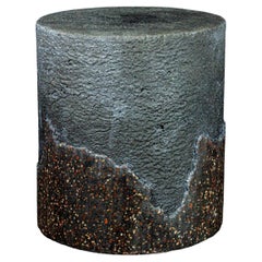 Beistelltisch aus „Broken Terrazzo“-Skulpturbeton von Dylan Myers