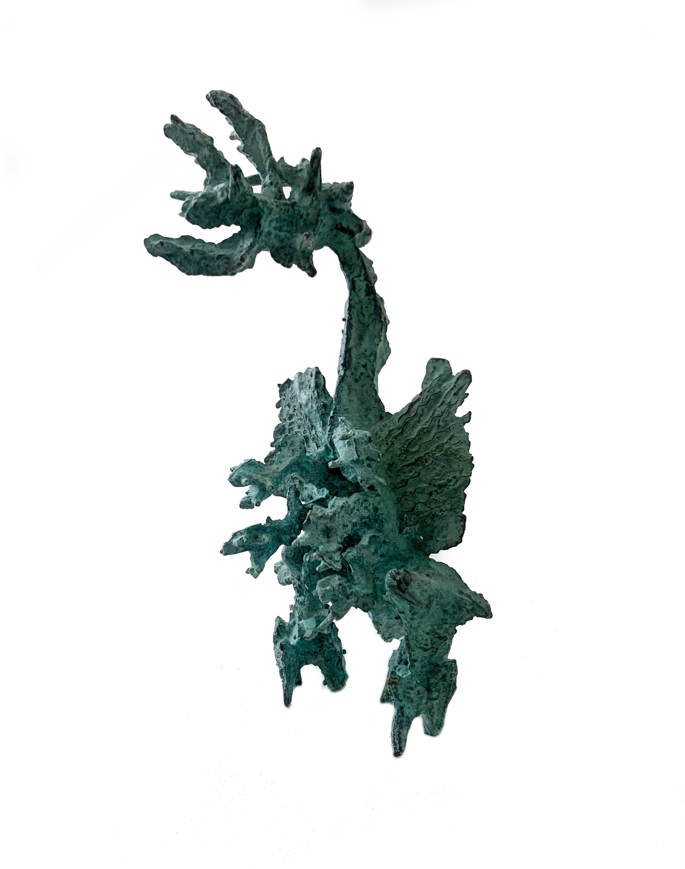 Un dragon. Sculpture figurative contemporaine en bronze, Fantaisie, Maître d'art polonais en vente 1