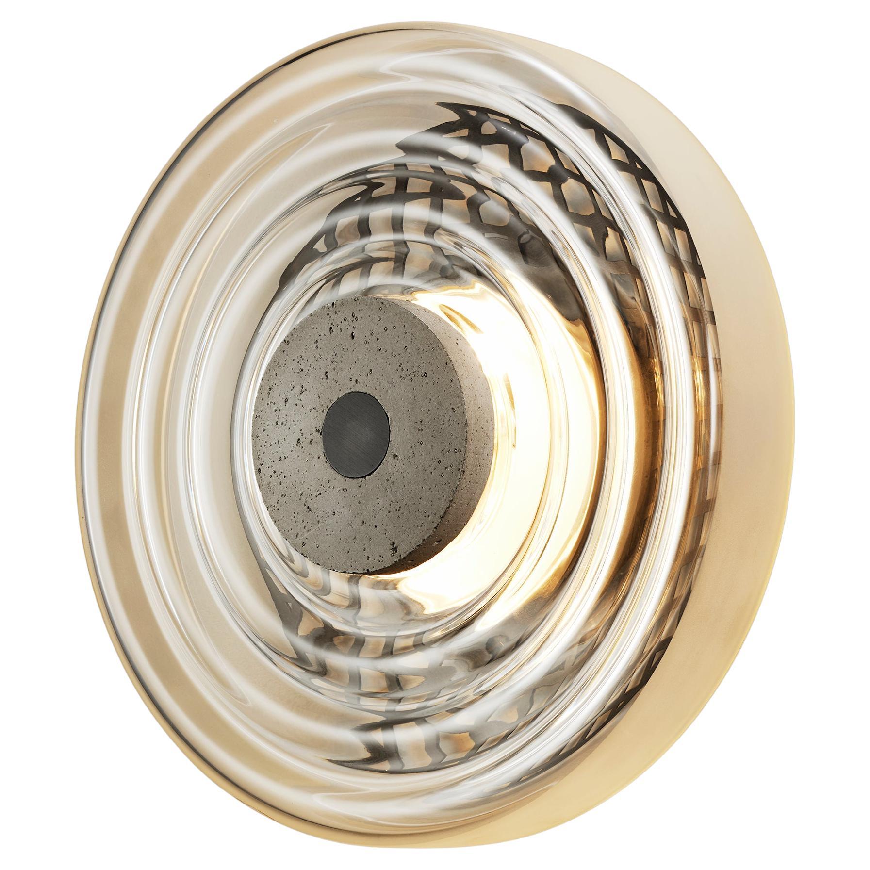 BRONX Wandleuchter aus Beton, geriffeltem Glas und Metallgeflecht von Blueprint Lighting im Angebot