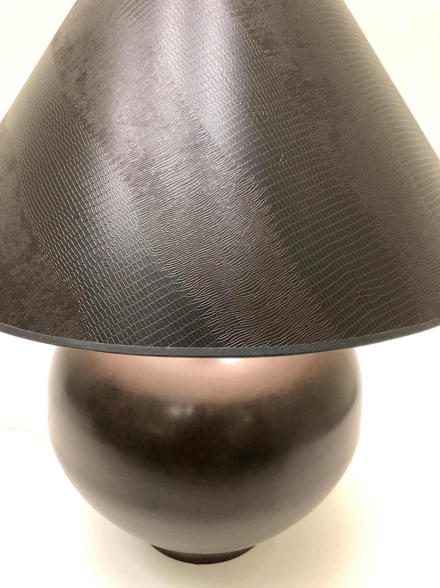 Bronze Ming Base Table Lamp by Karl Springer 2