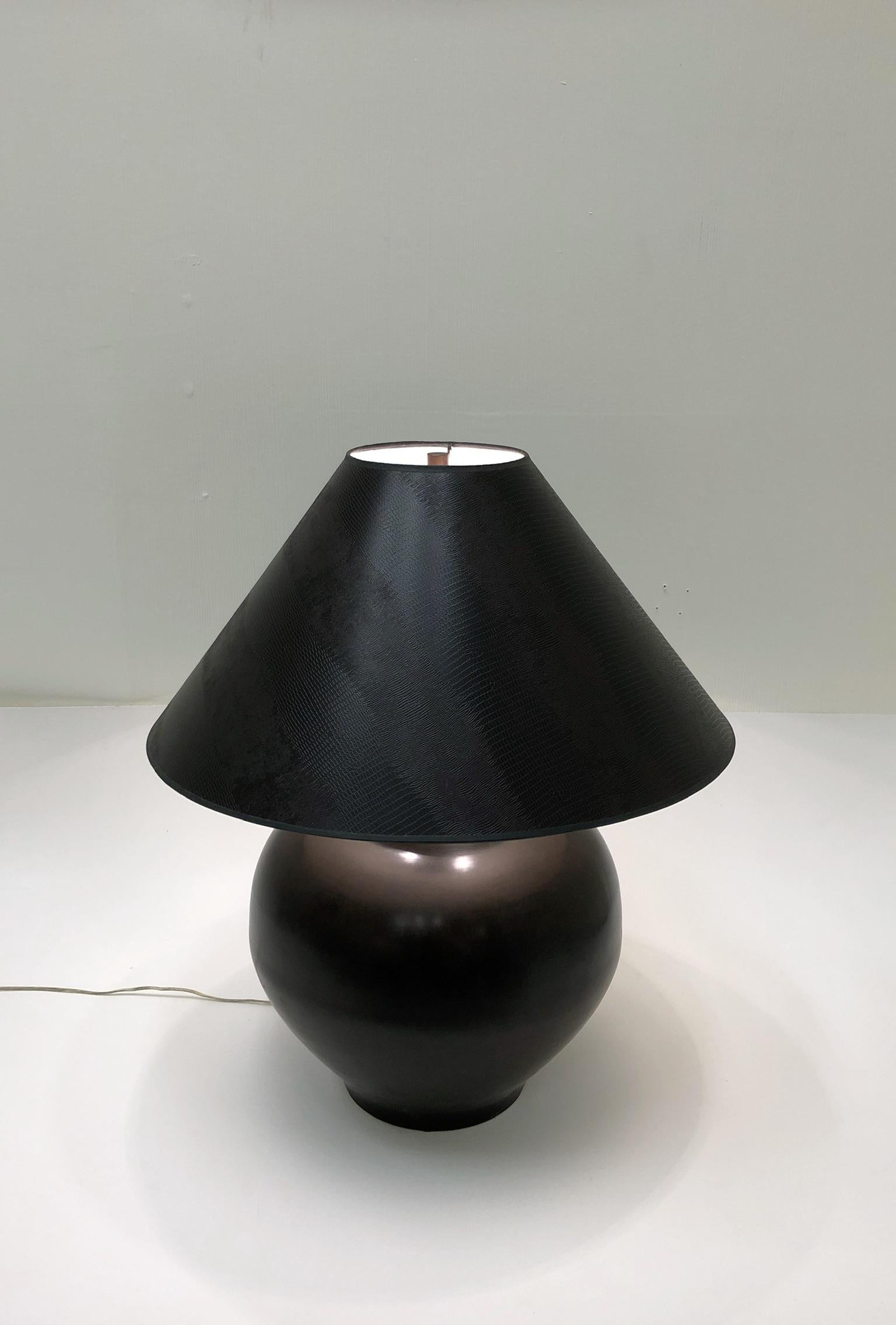 Bronze Ming Base Table Lamp by Karl Springer 1