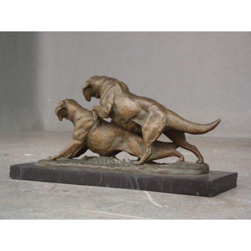 Bronze 1930 d'Irne Rochard représentant des chiens de chasse Bon état - En vente à Marseille, FR