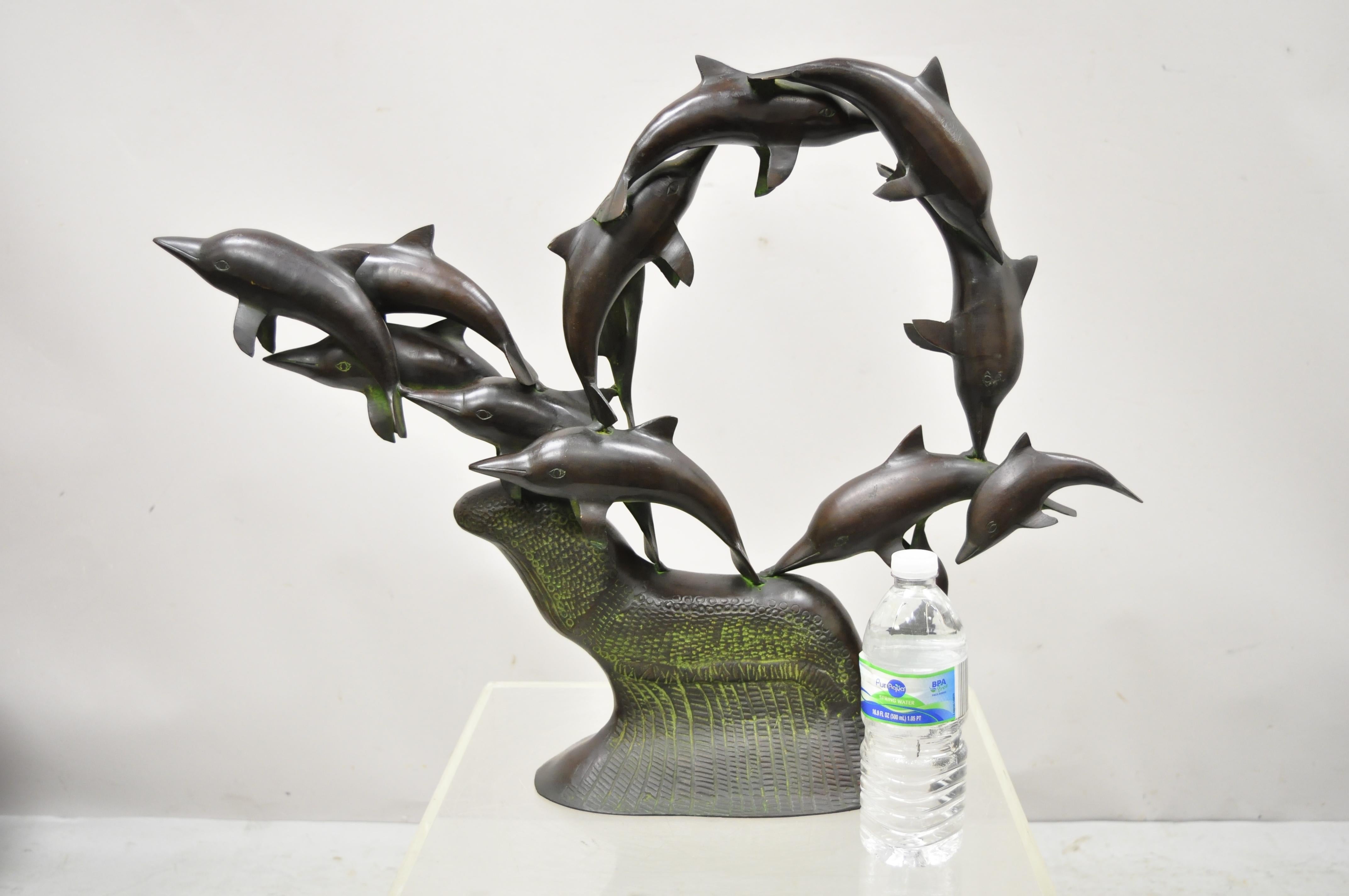Statue en bronze - Nature 13 dauphins en train de jouer - Sculpture - Figure en vert verdigris en vente 4