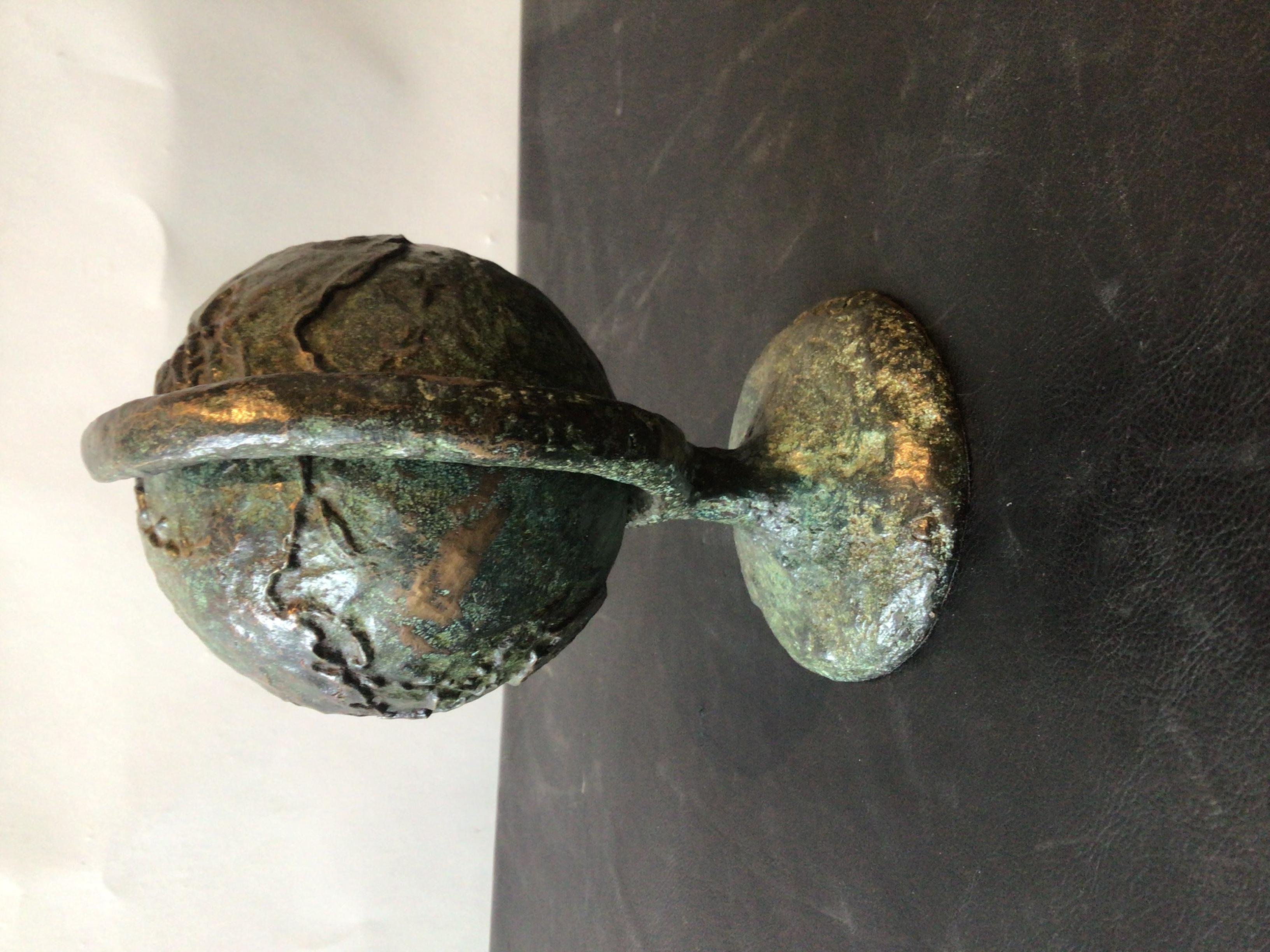 Bronze Abstract Globe In Good Condition For Sale In Tarrytown, NY