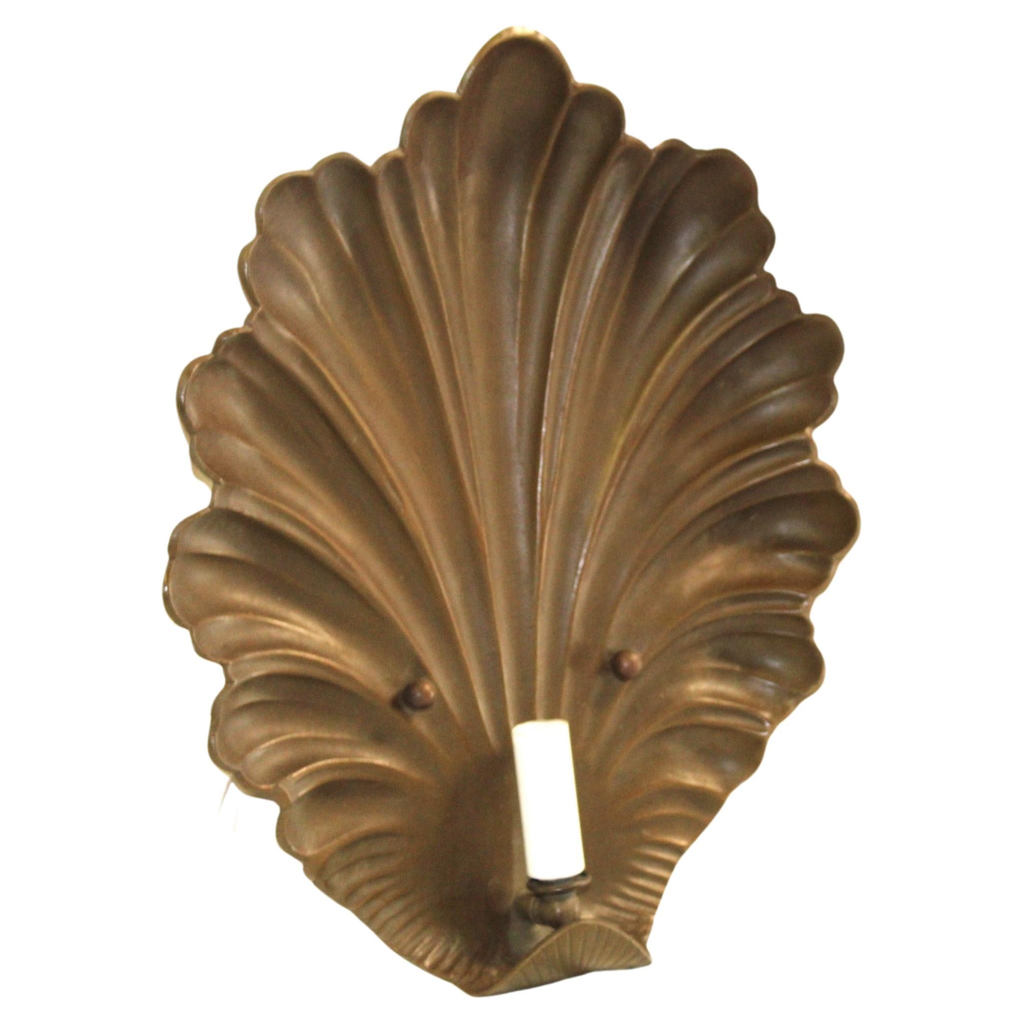 Bronze Acanthus Leaf Sconce , Single 