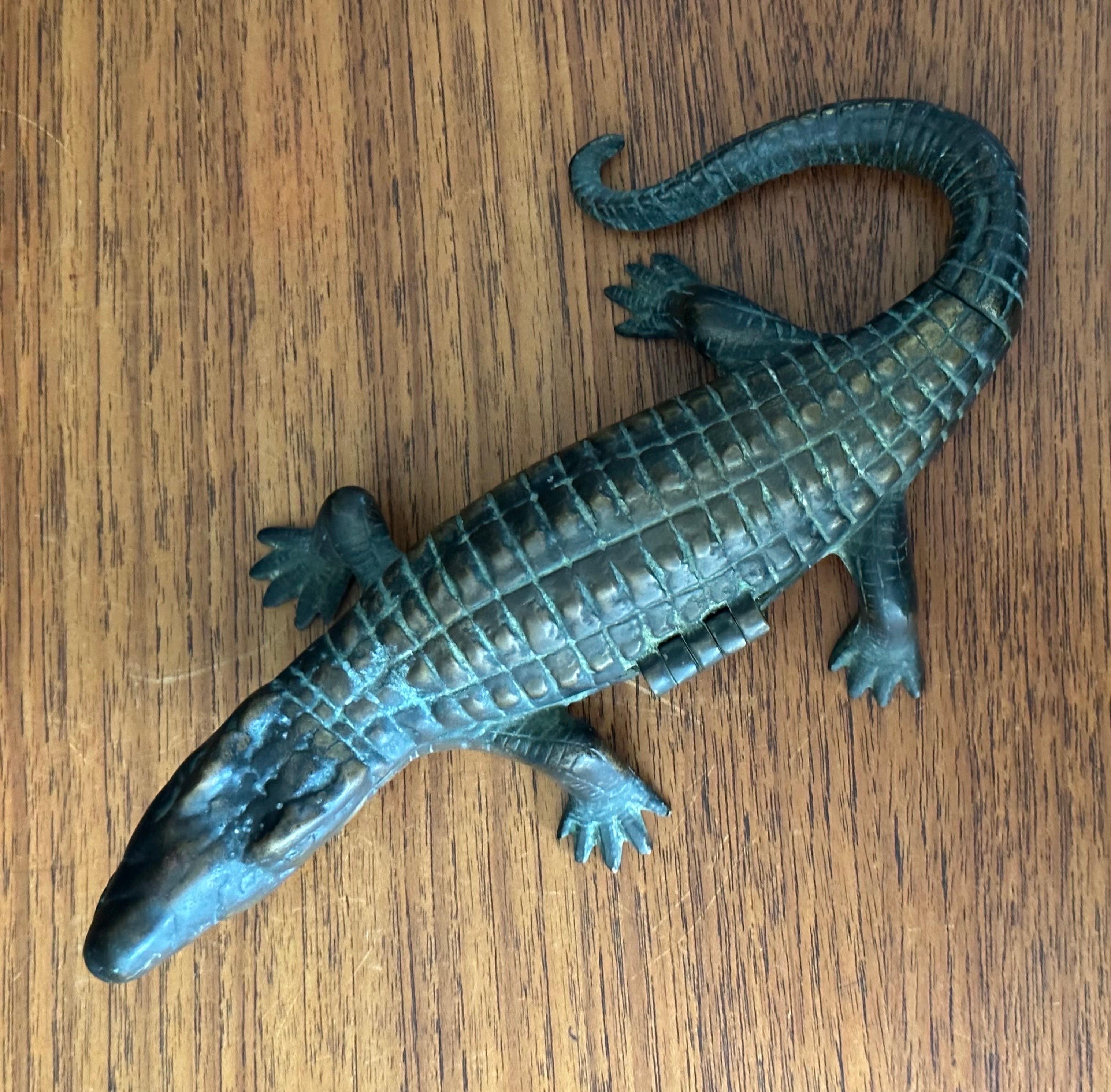 Bronze Alligator Sculpture / Box by Arthur Court For Sale 5