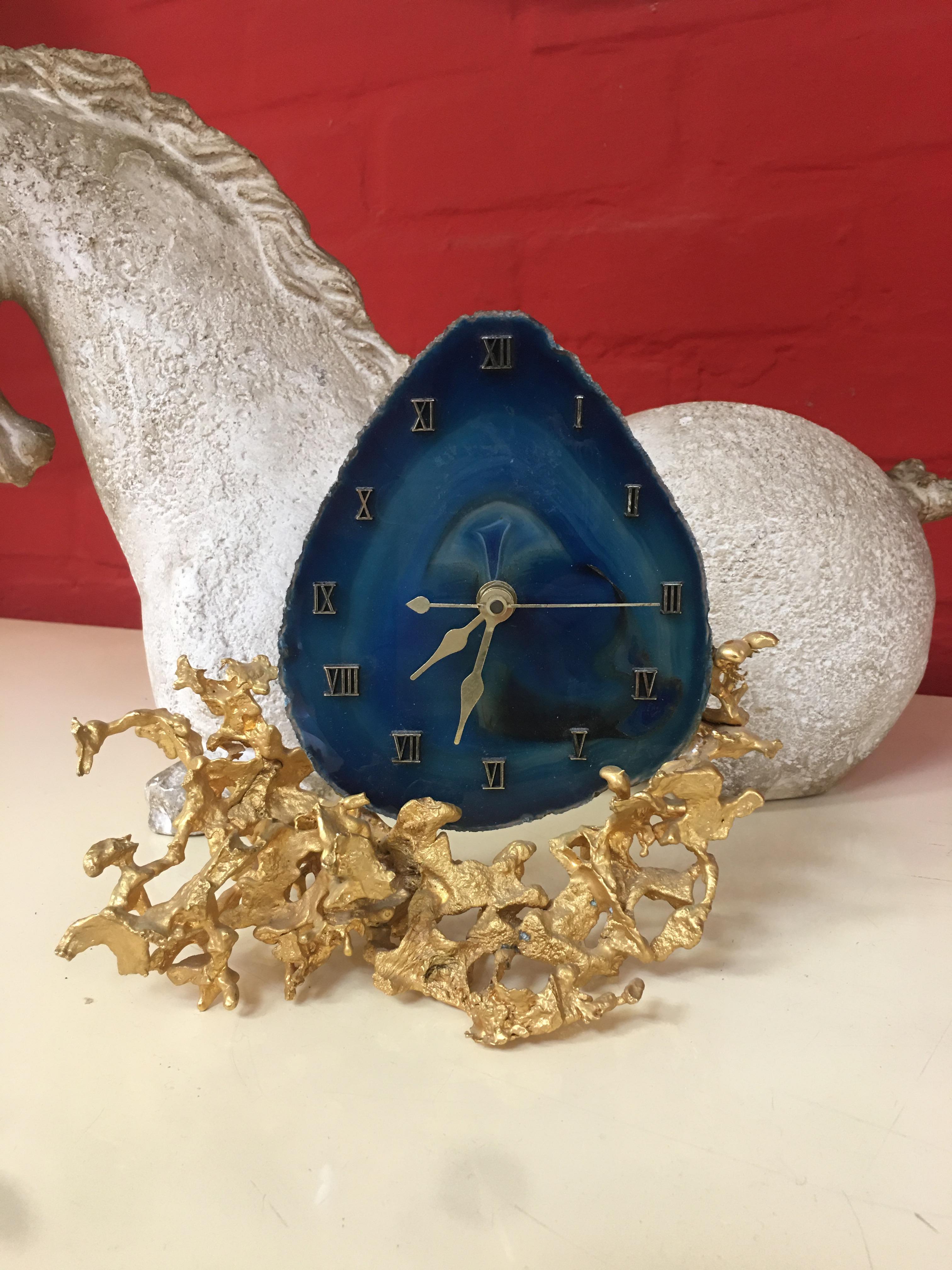Bronze and Agate Table Clock Attributed to Jacques Duval Brasseur or Boeltz In Good Condition For Sale In Saint-Ouen, FR