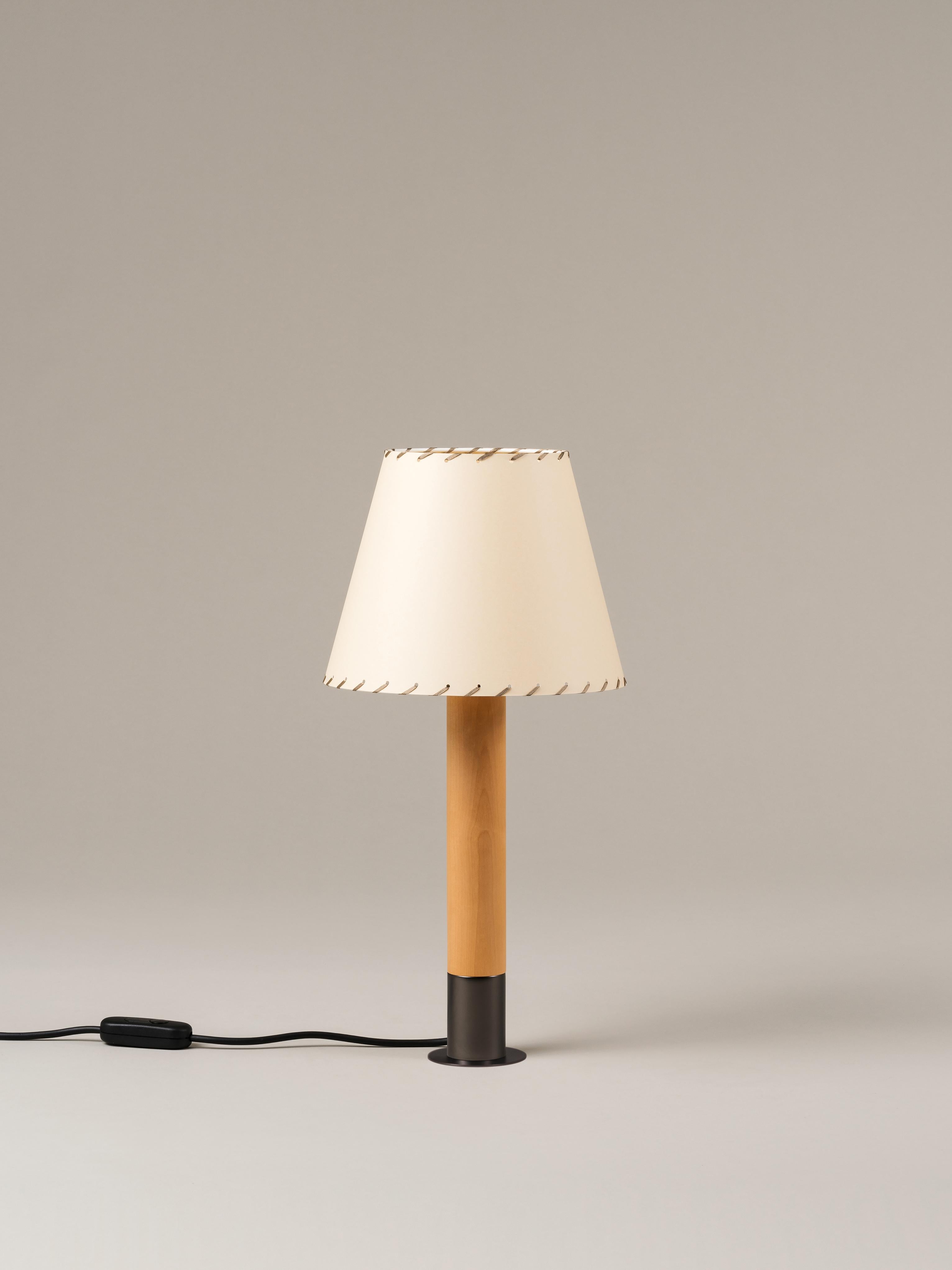Modern Bronze and Beige Básica M1 Table Lamp by Santiago Roqueta, Santa & Cole For Sale