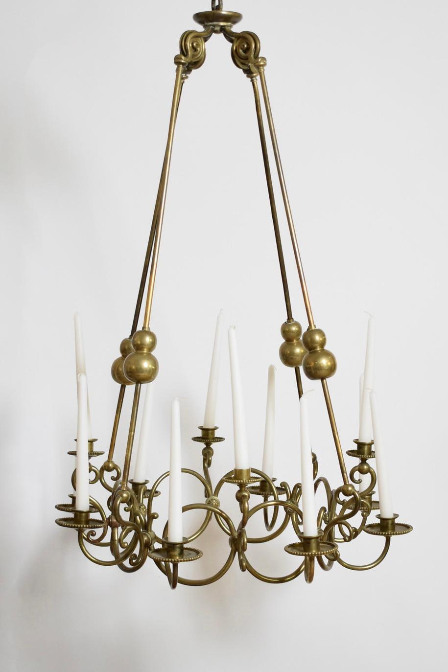 Bronze and brass 12 candles ceiling lamp, 19th c. In condizioni ottime in vendita a Lisboa, PT