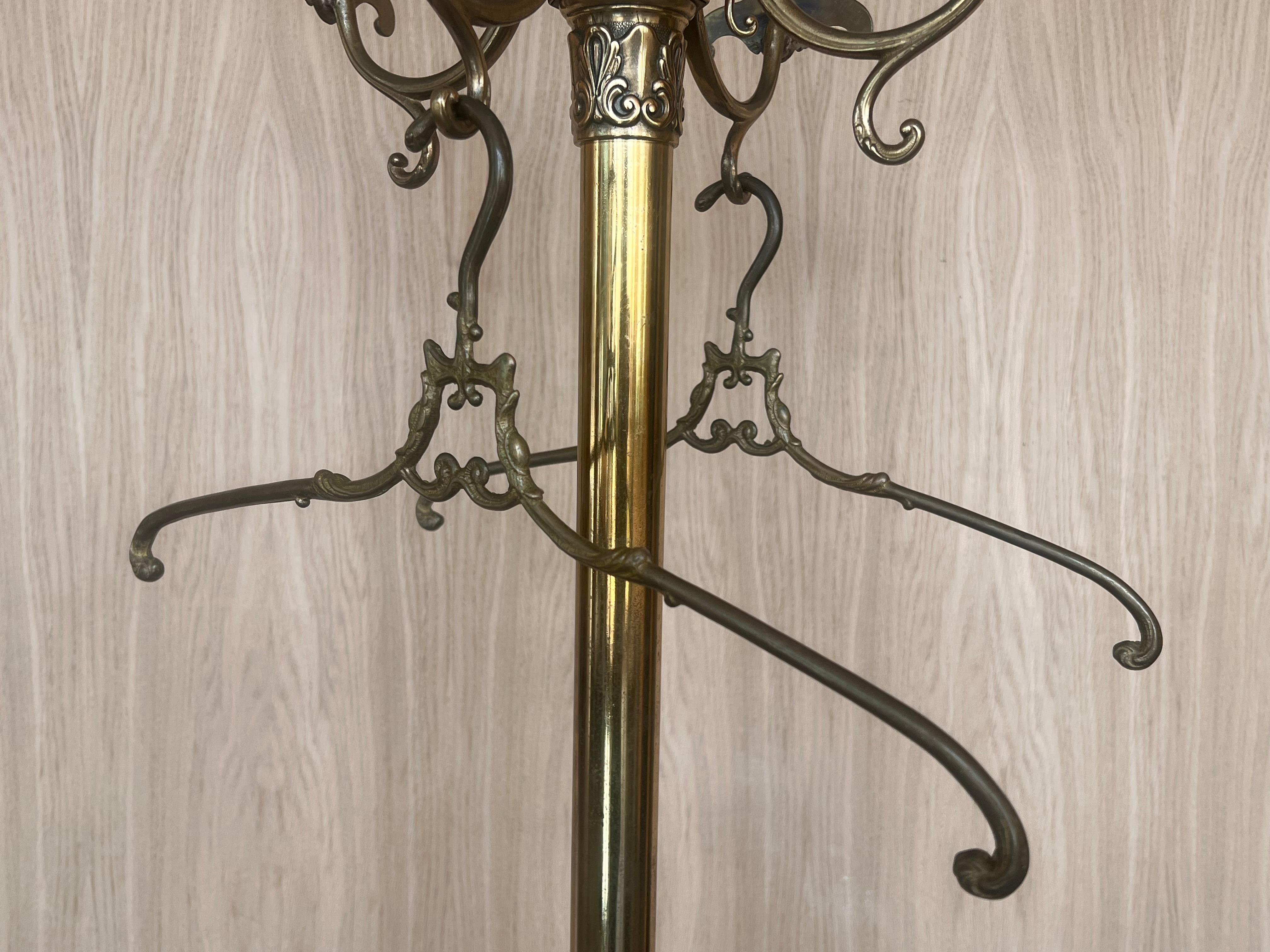Bronze and Brass Burnished Art Nouveau Belle Epoque Hanger, Bronze Grifone Feet For Sale 2