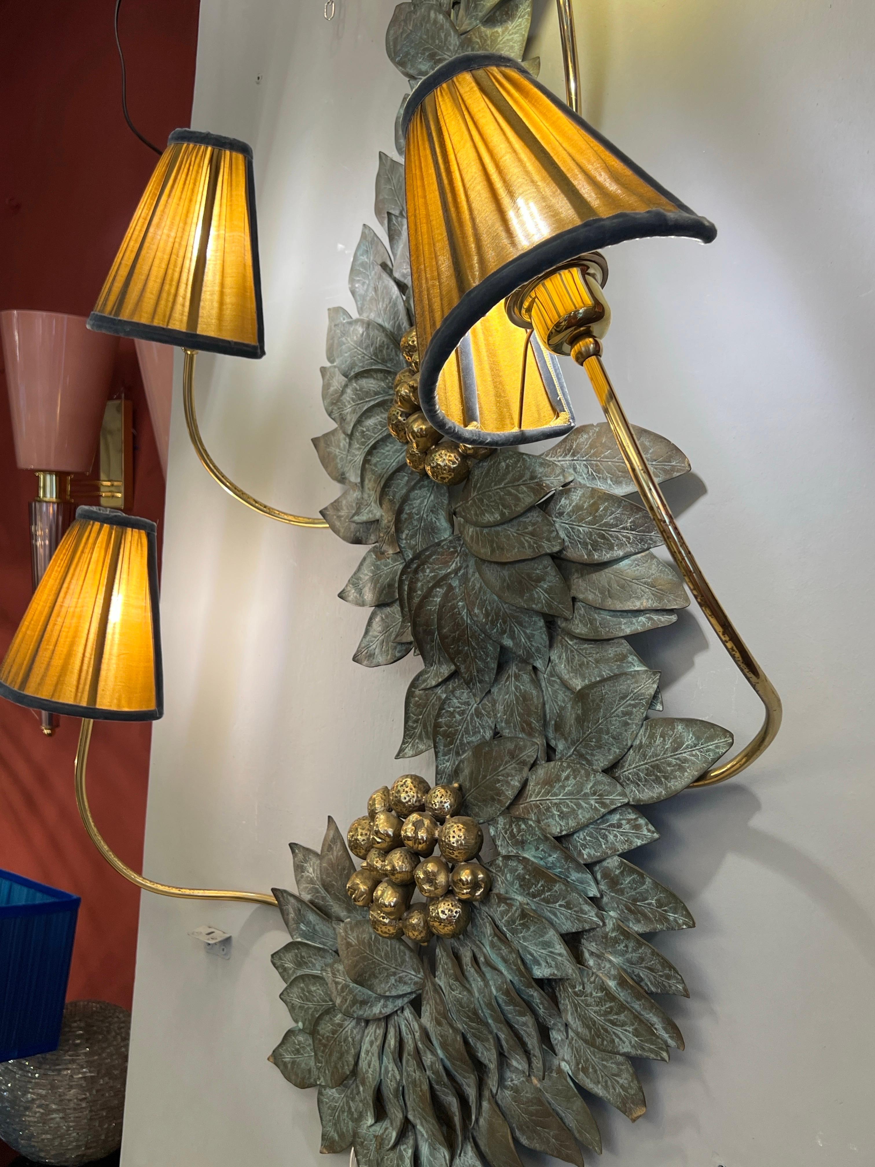 Bronze and Brass Wall Sculpture Lamp with our handmade lampshades 1950s In Good Condition For Sale In Florence, IT